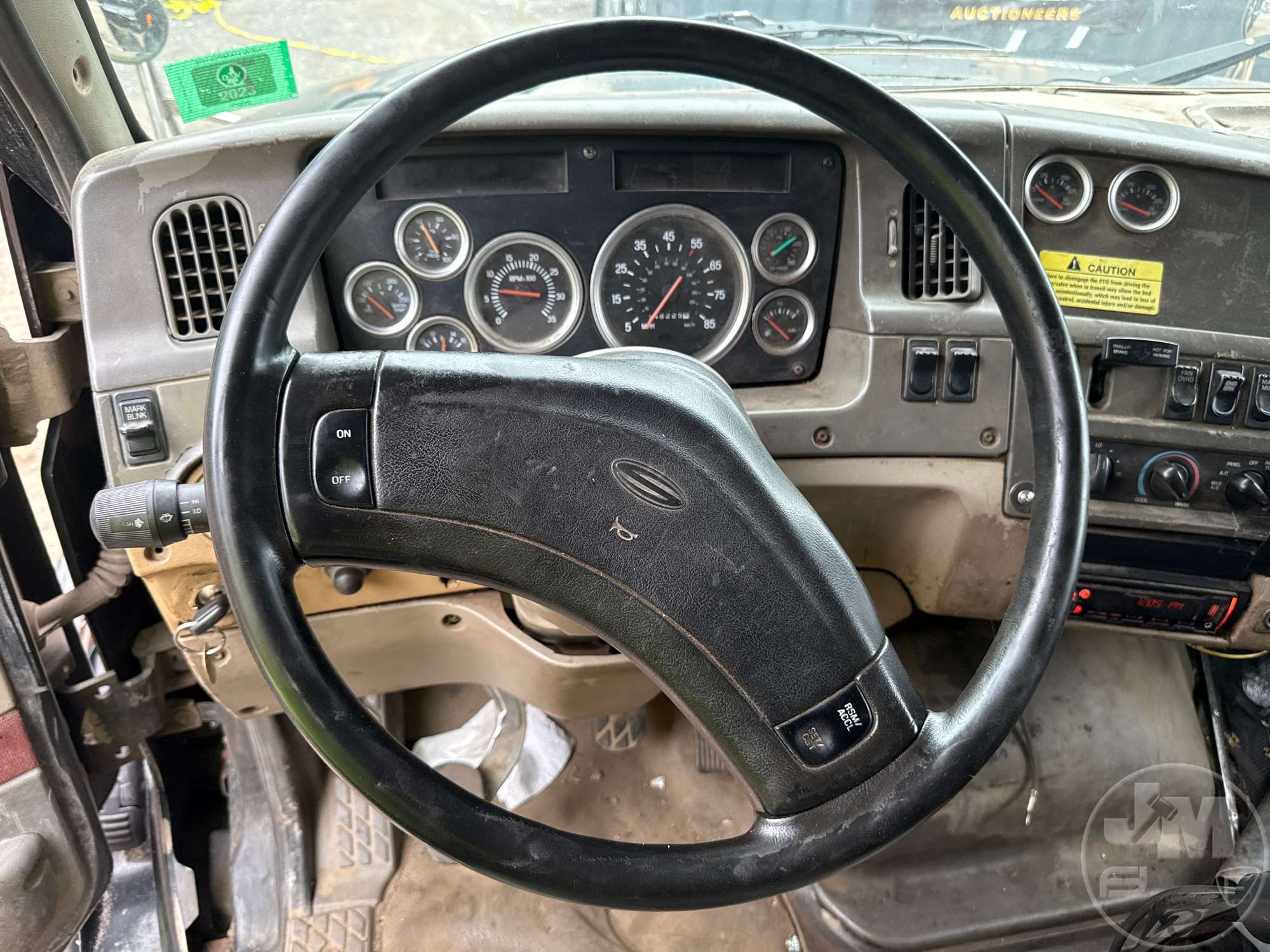 2001 Sterling 9500