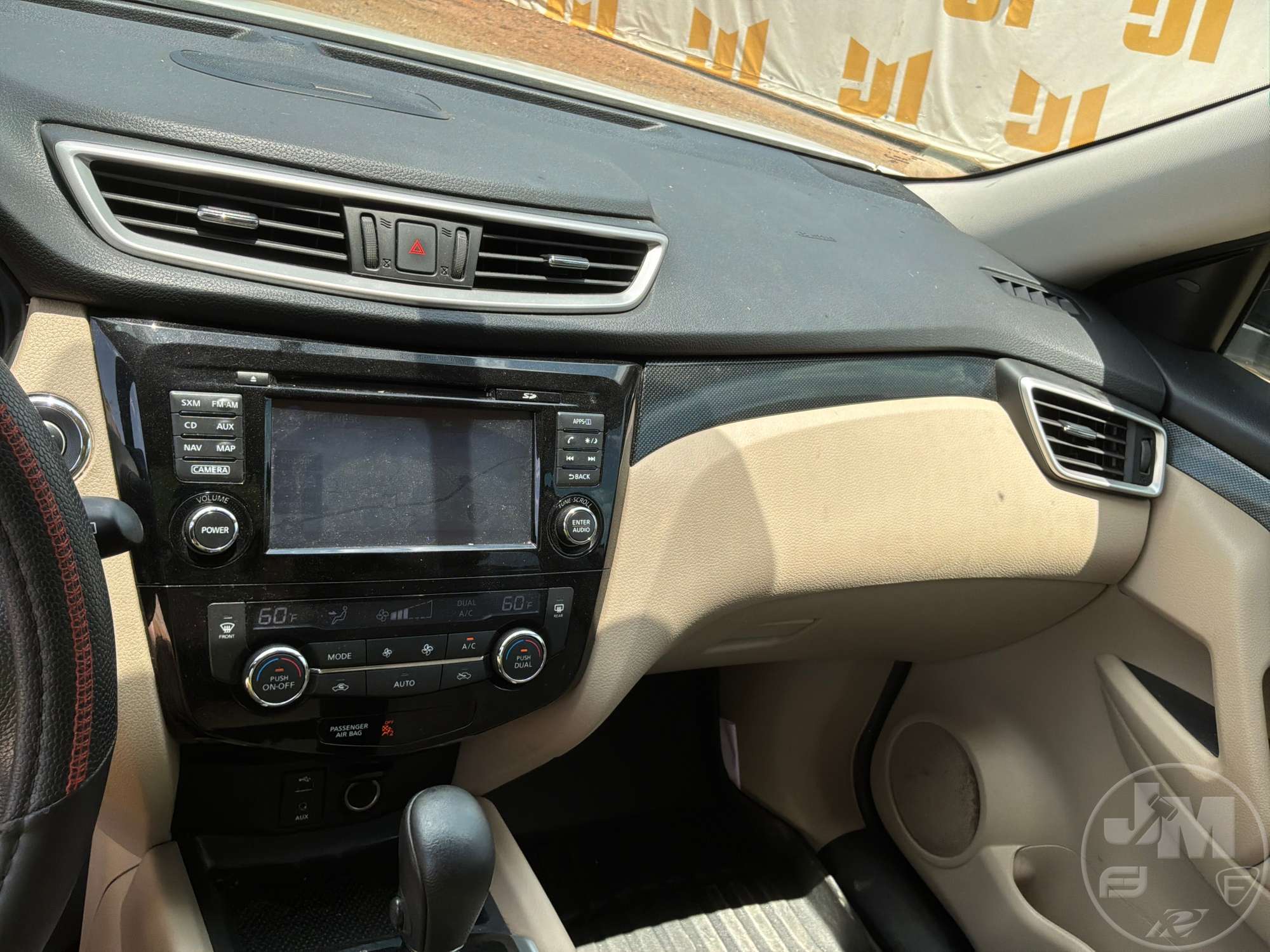 2016 Nissan ROGUE SL