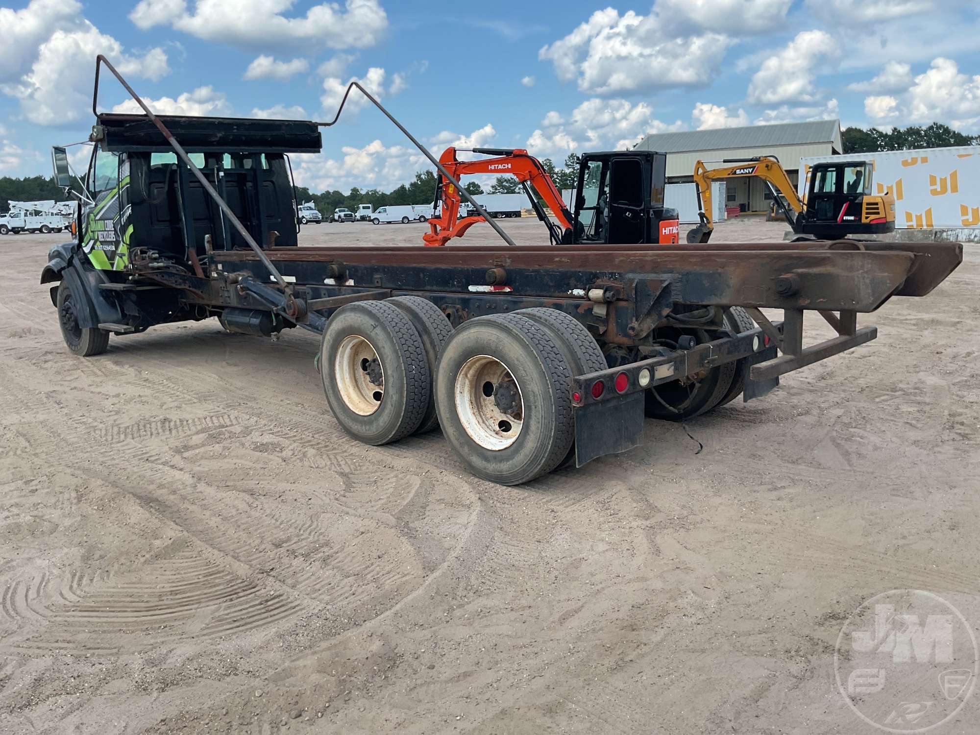 2000 Sterling L7500 SERIES