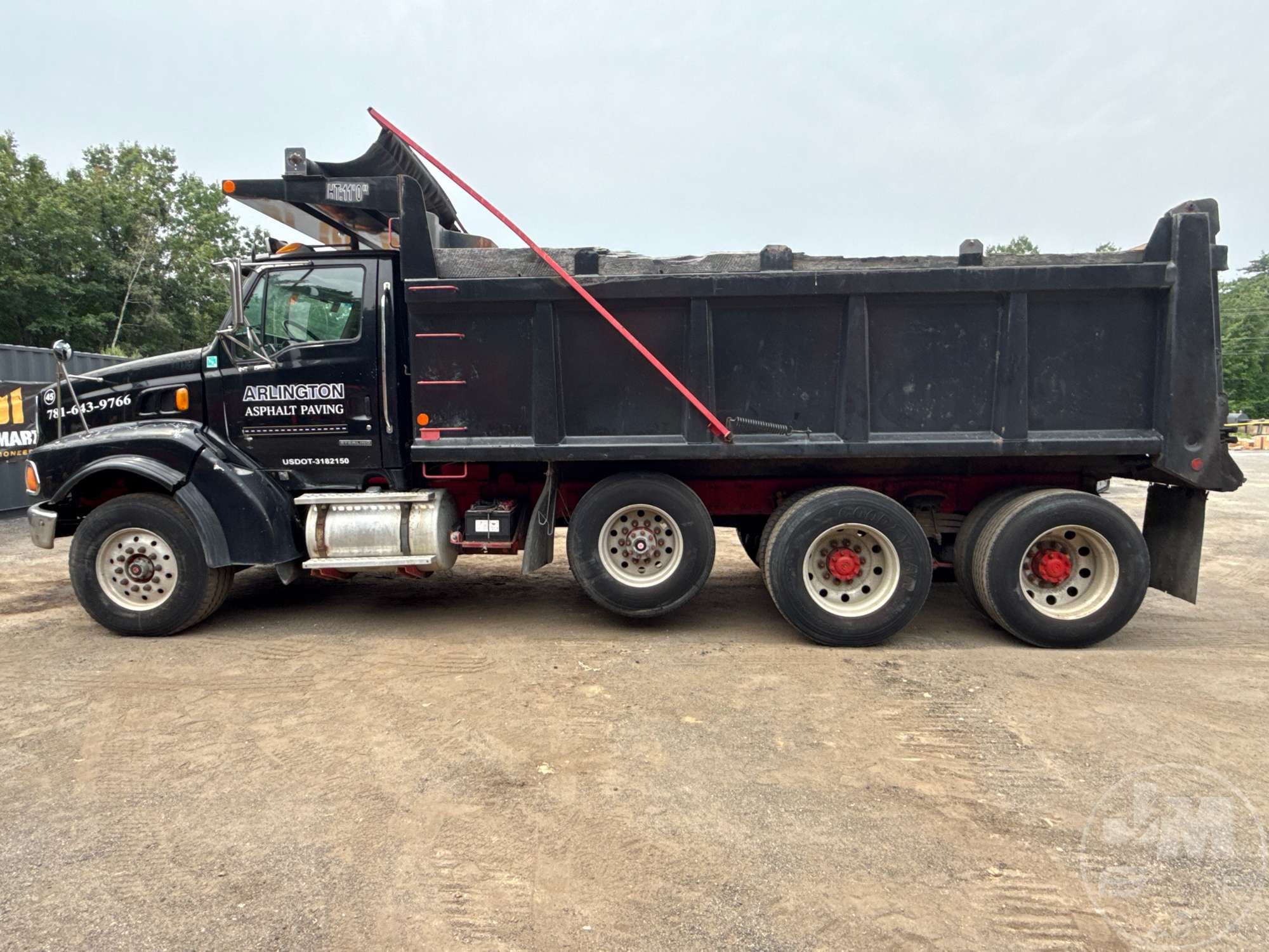 2001 Sterling 9500