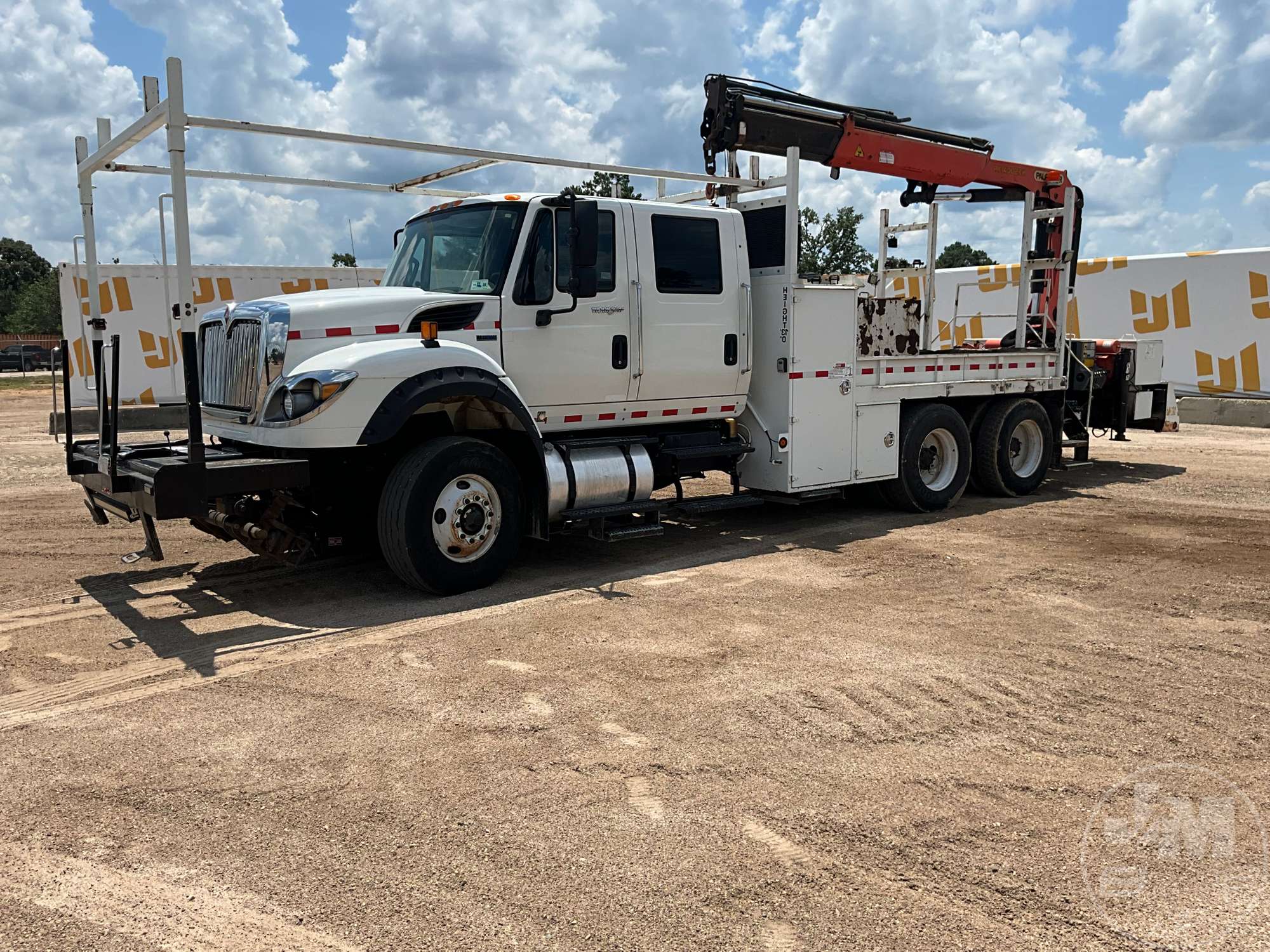Photo of 2012 International 7600 SBA