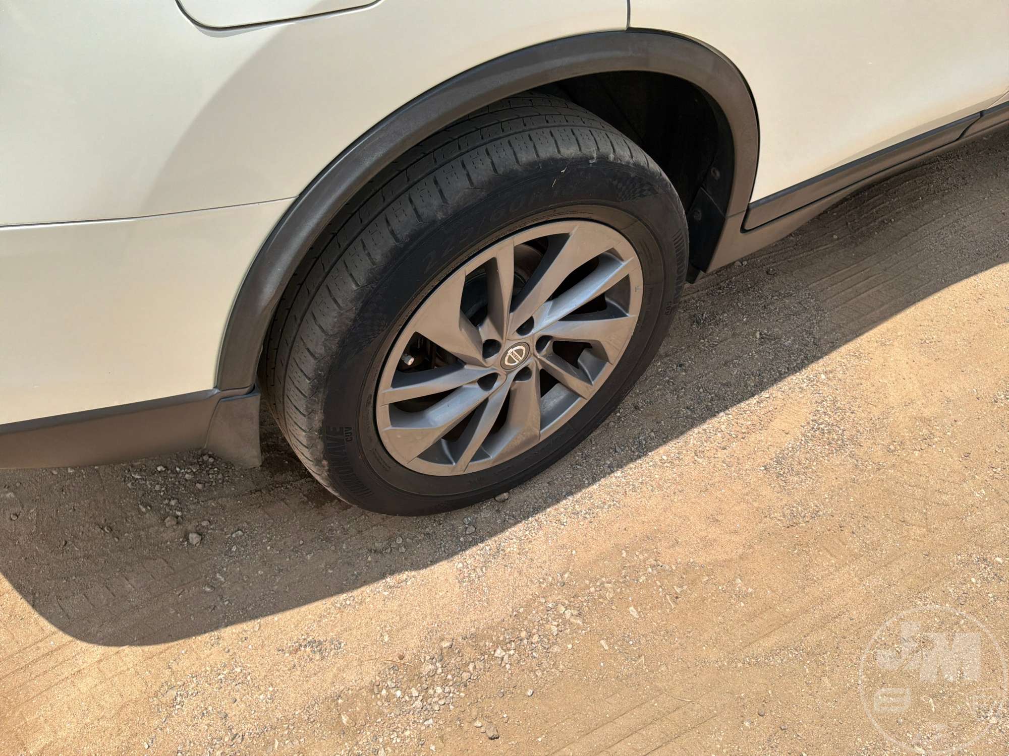 2016 Nissan ROGUE SL
