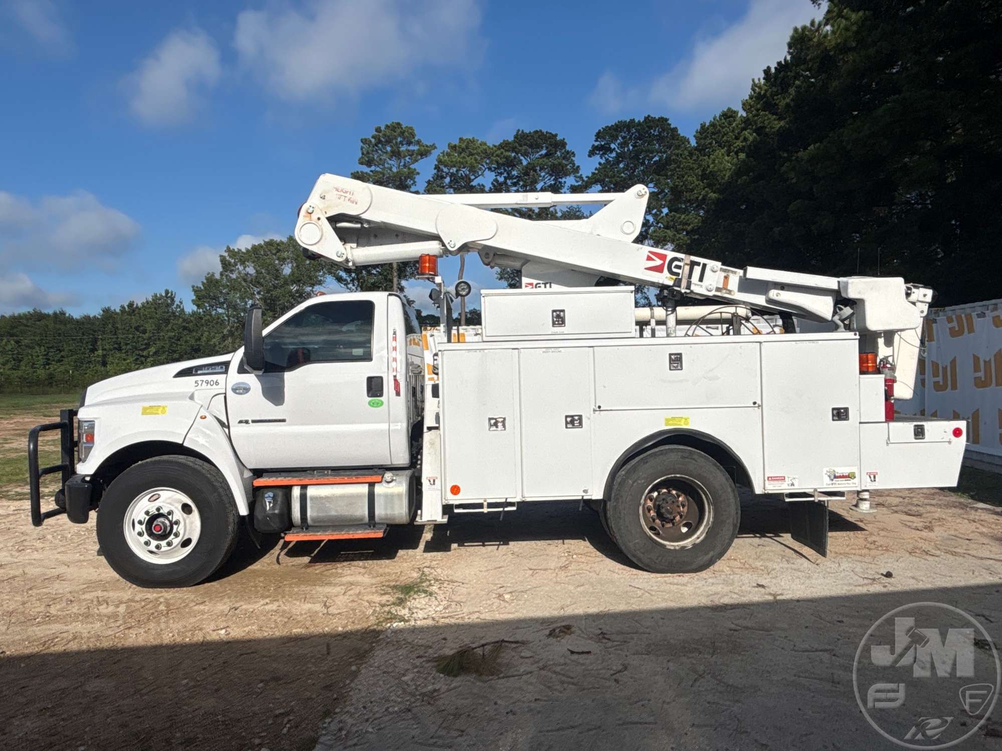 2019 Ford F-650