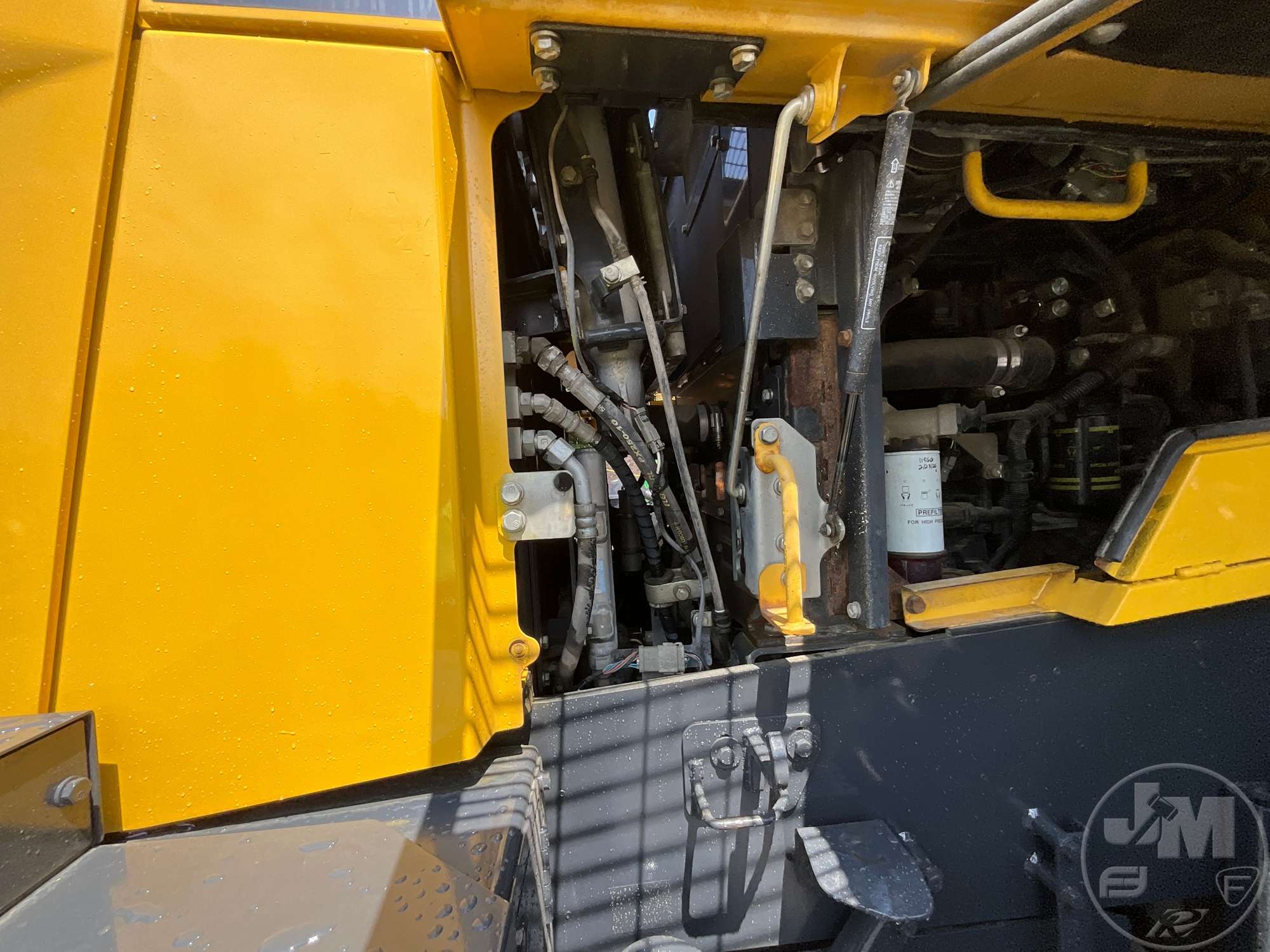 2016 Komatsu WA380-8