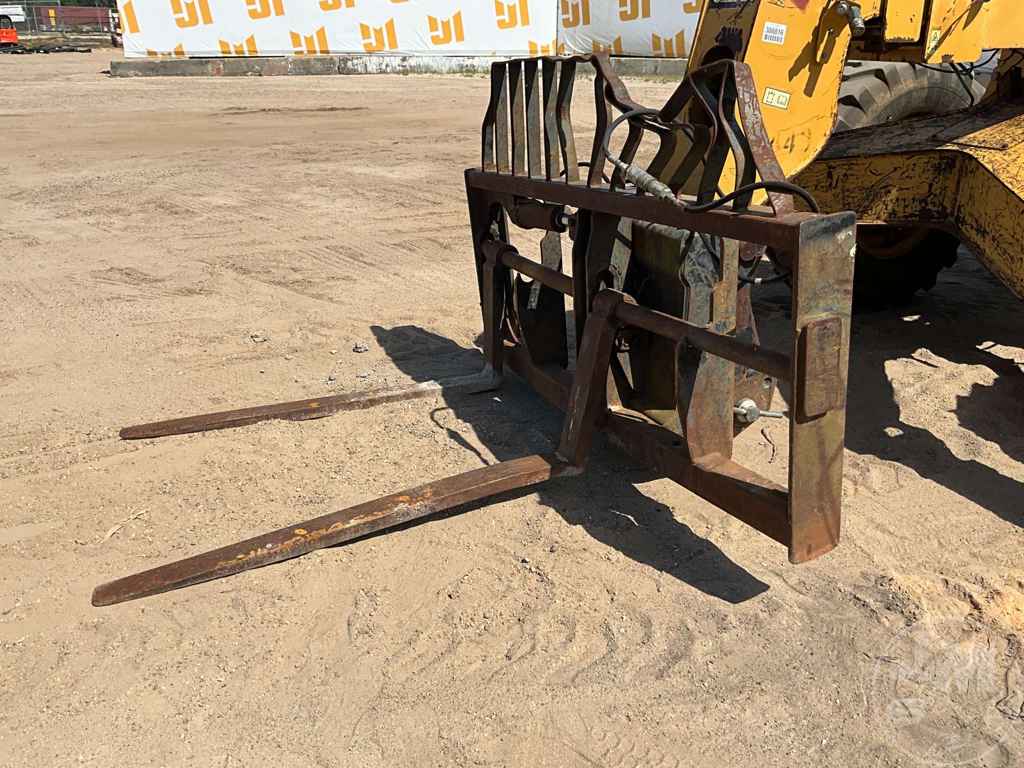 2006 Caterpillar TH460B