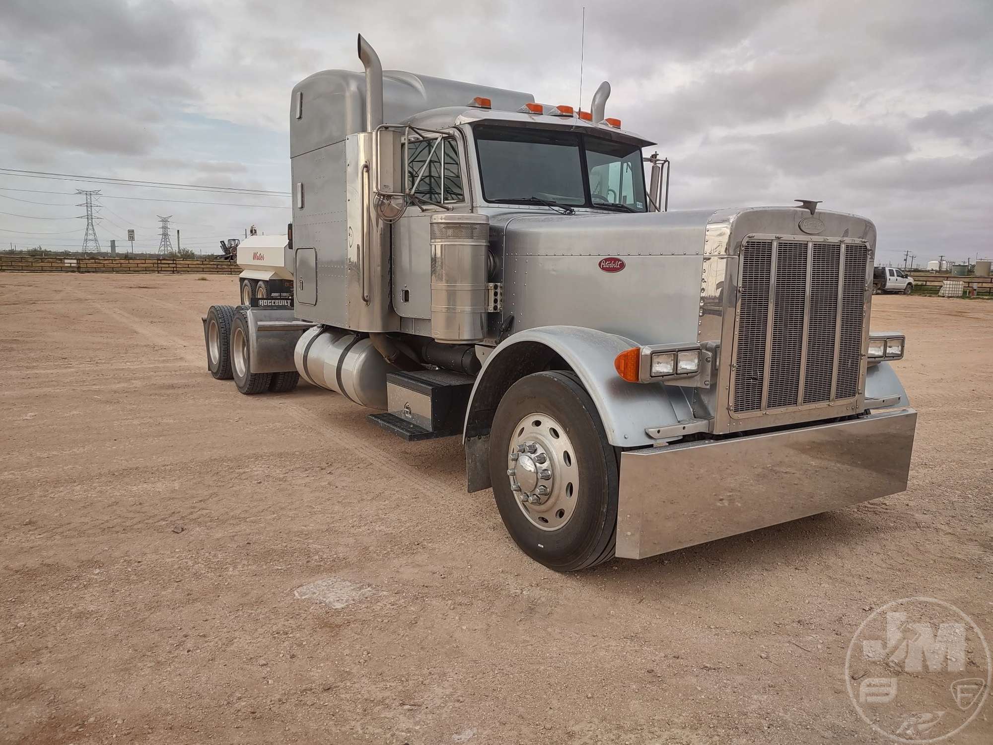 Photo of a 1996 Peterbilt 379