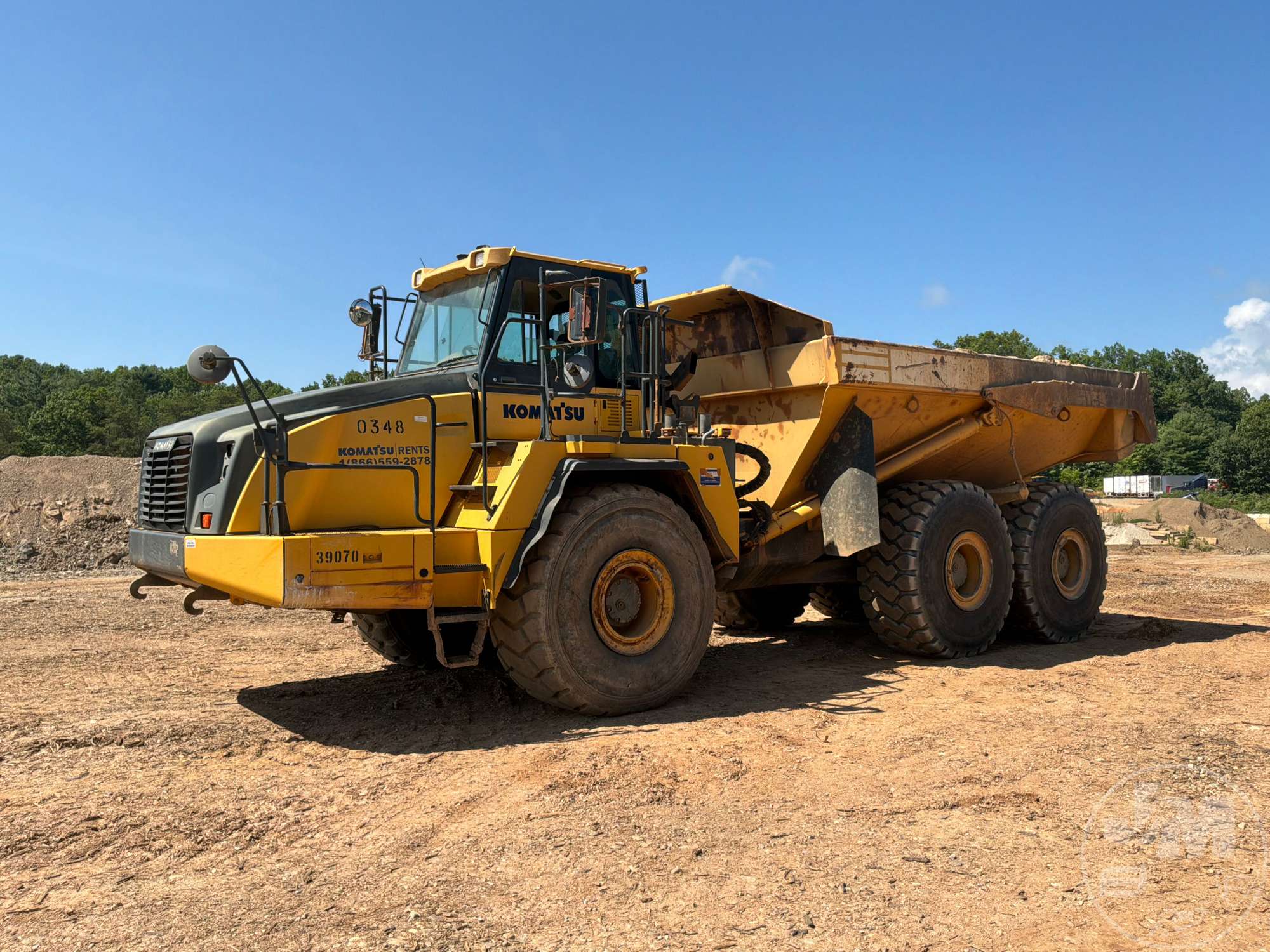 Photo of a 2016 Komatsu HM400-5