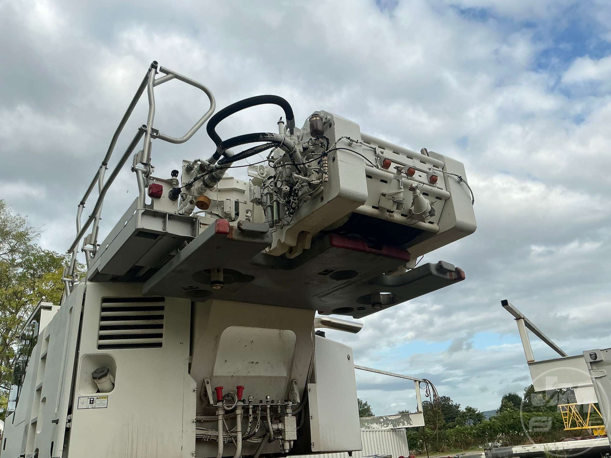 2012 Liebherr LTM 1100-4.2