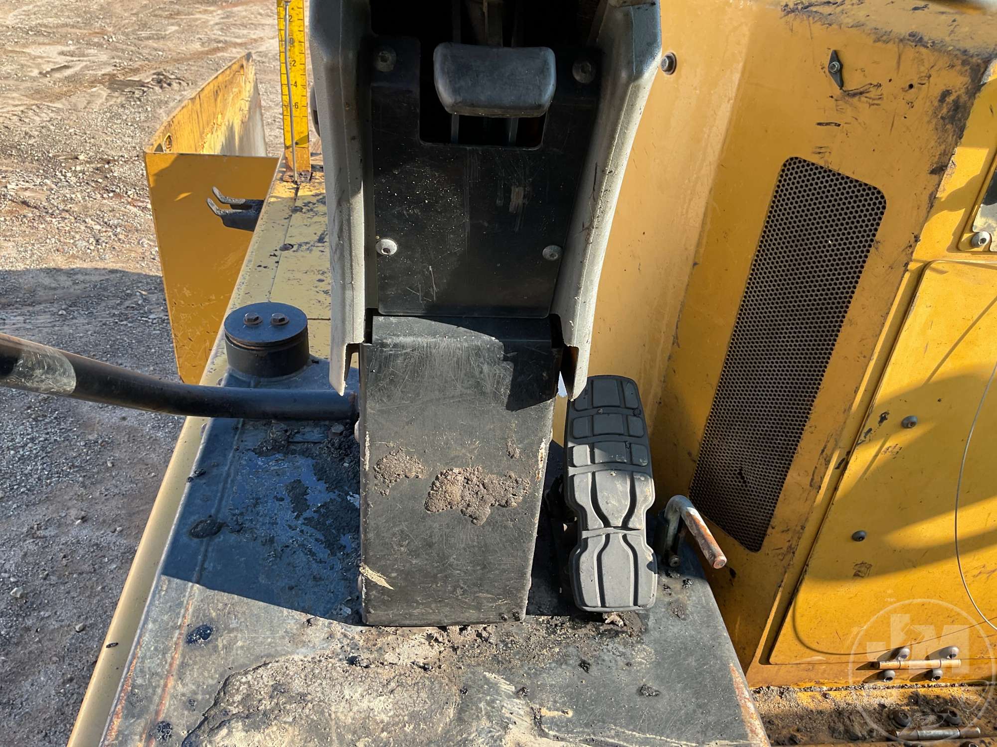 2016 Caterpillar AP655F