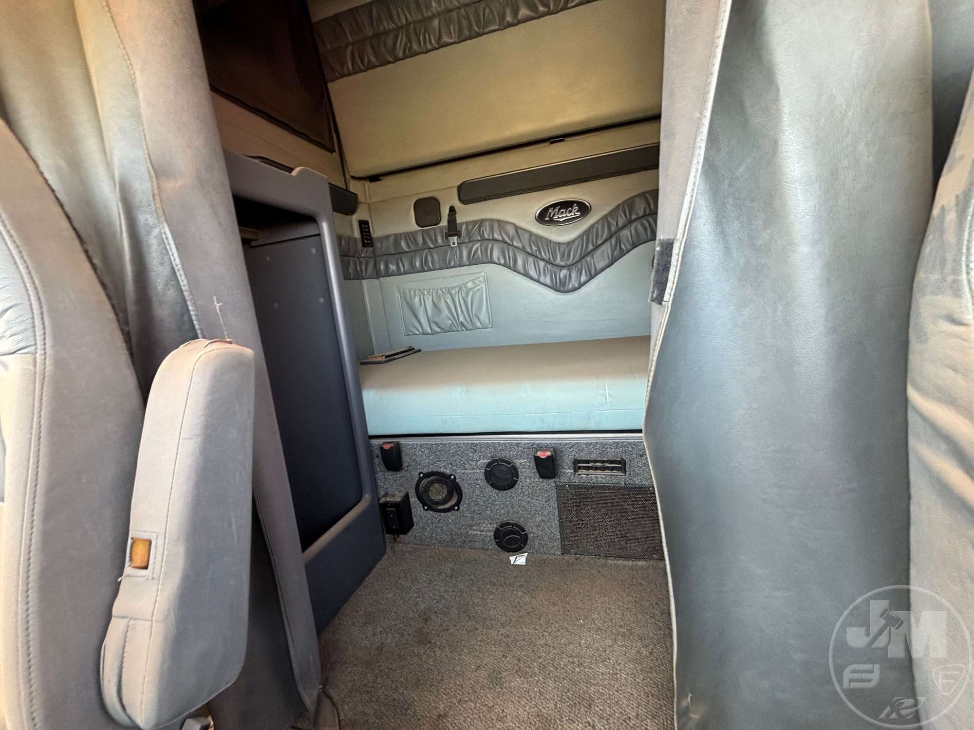 2011 Mack CXU613