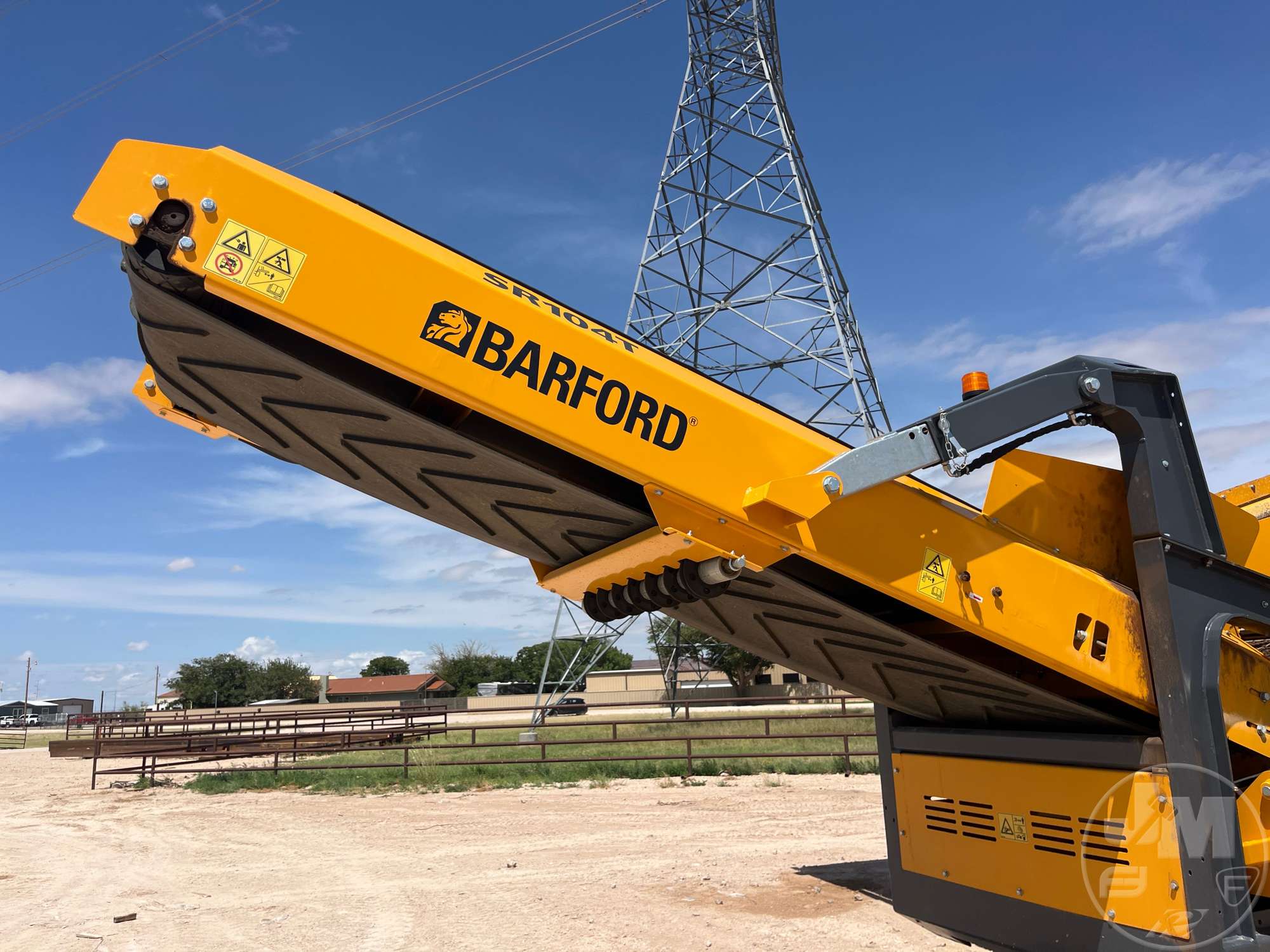 2025 Barford SR104T