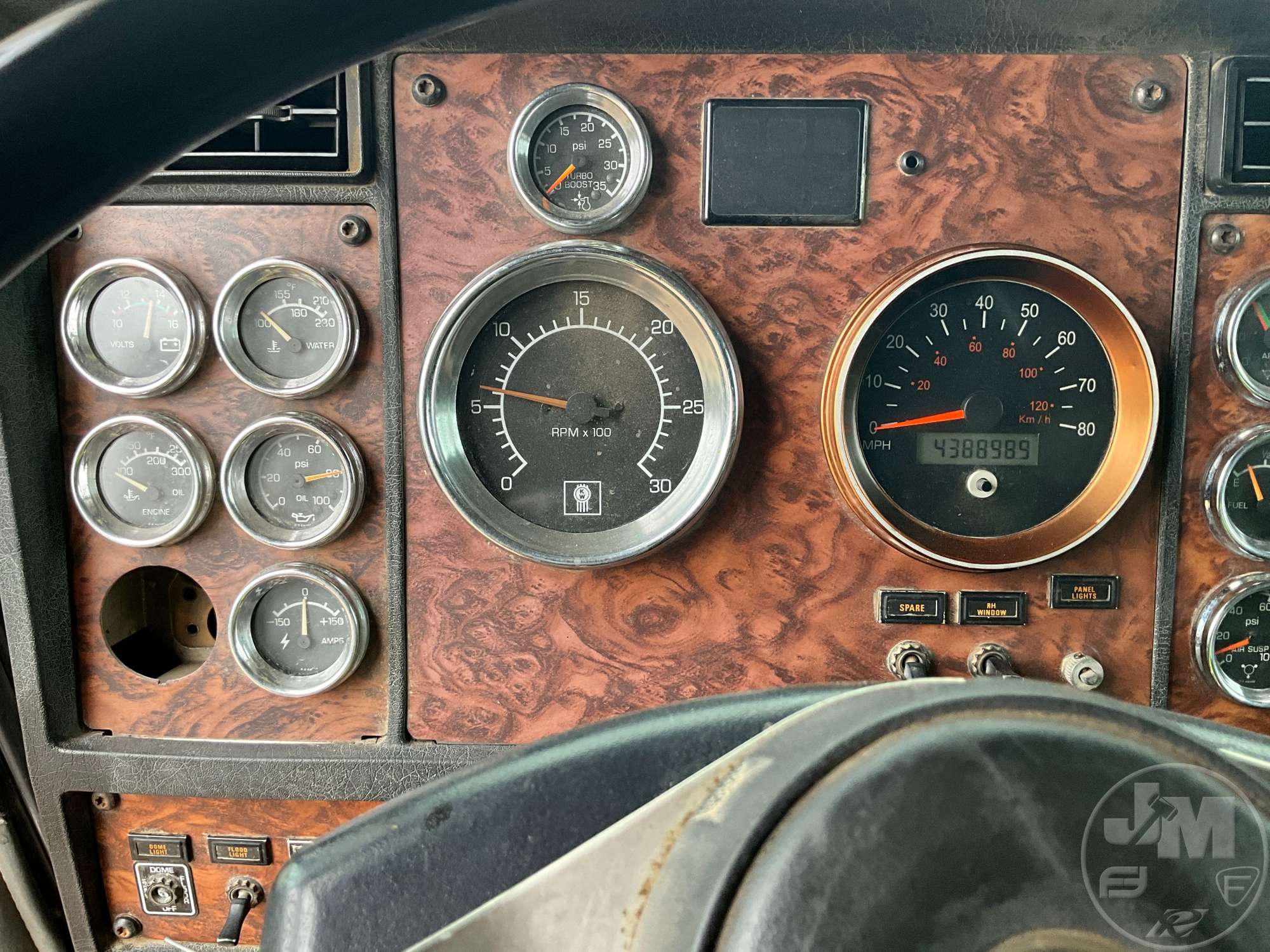 2001 Kenworth T800