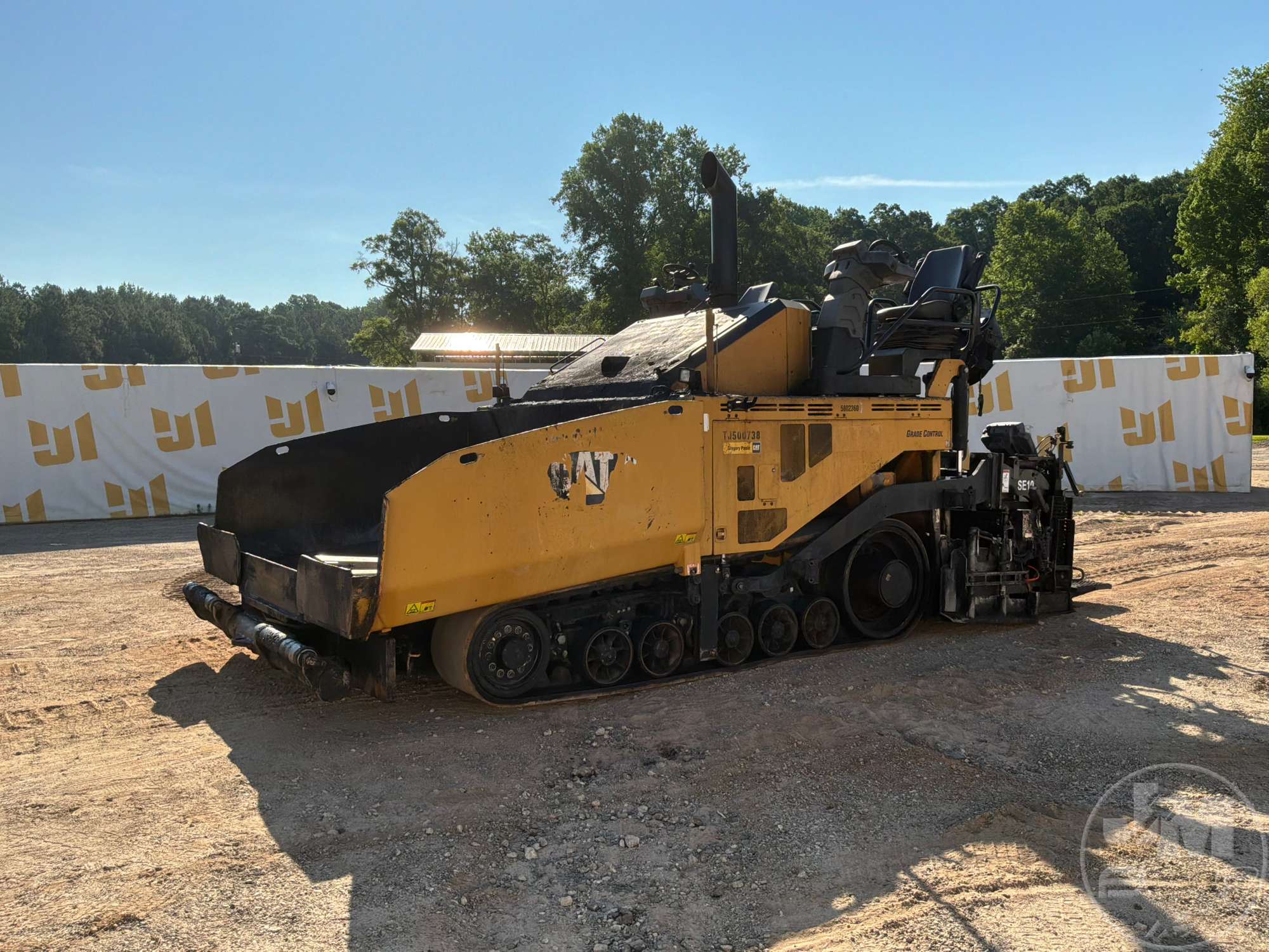 Photo of a 2018 Caterpillar AP1055F