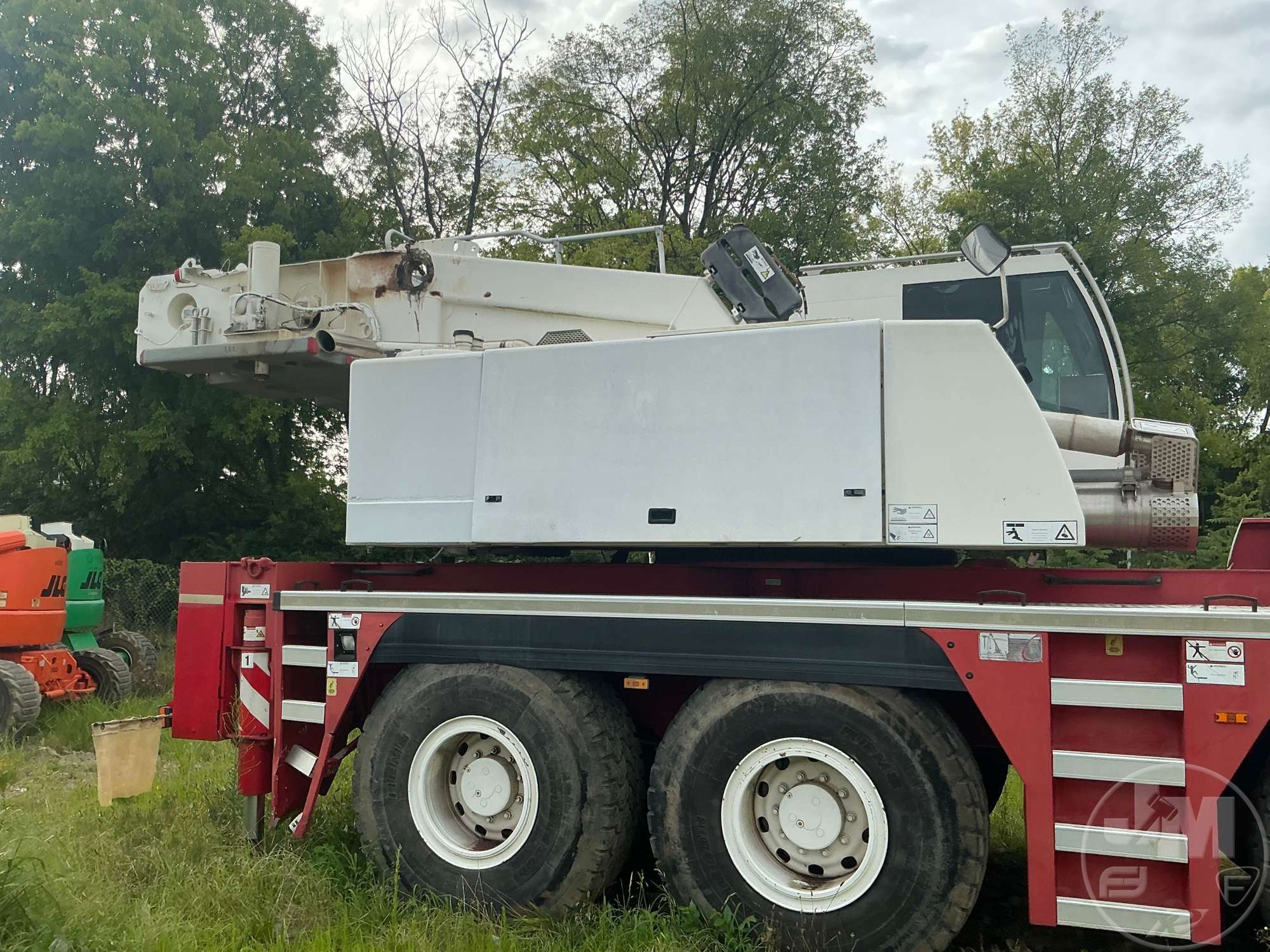 2012 Liebherr LTM 1100-4.2