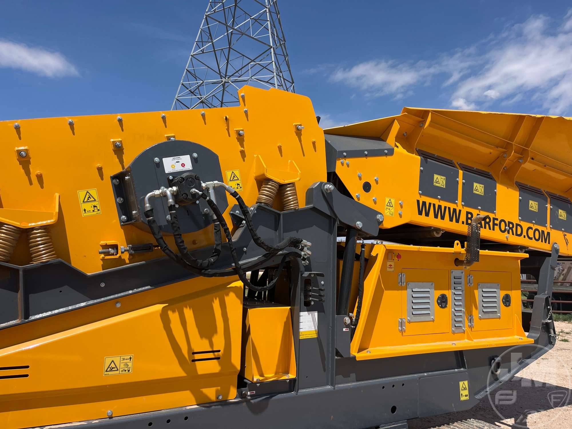 2025 Barford SR104T