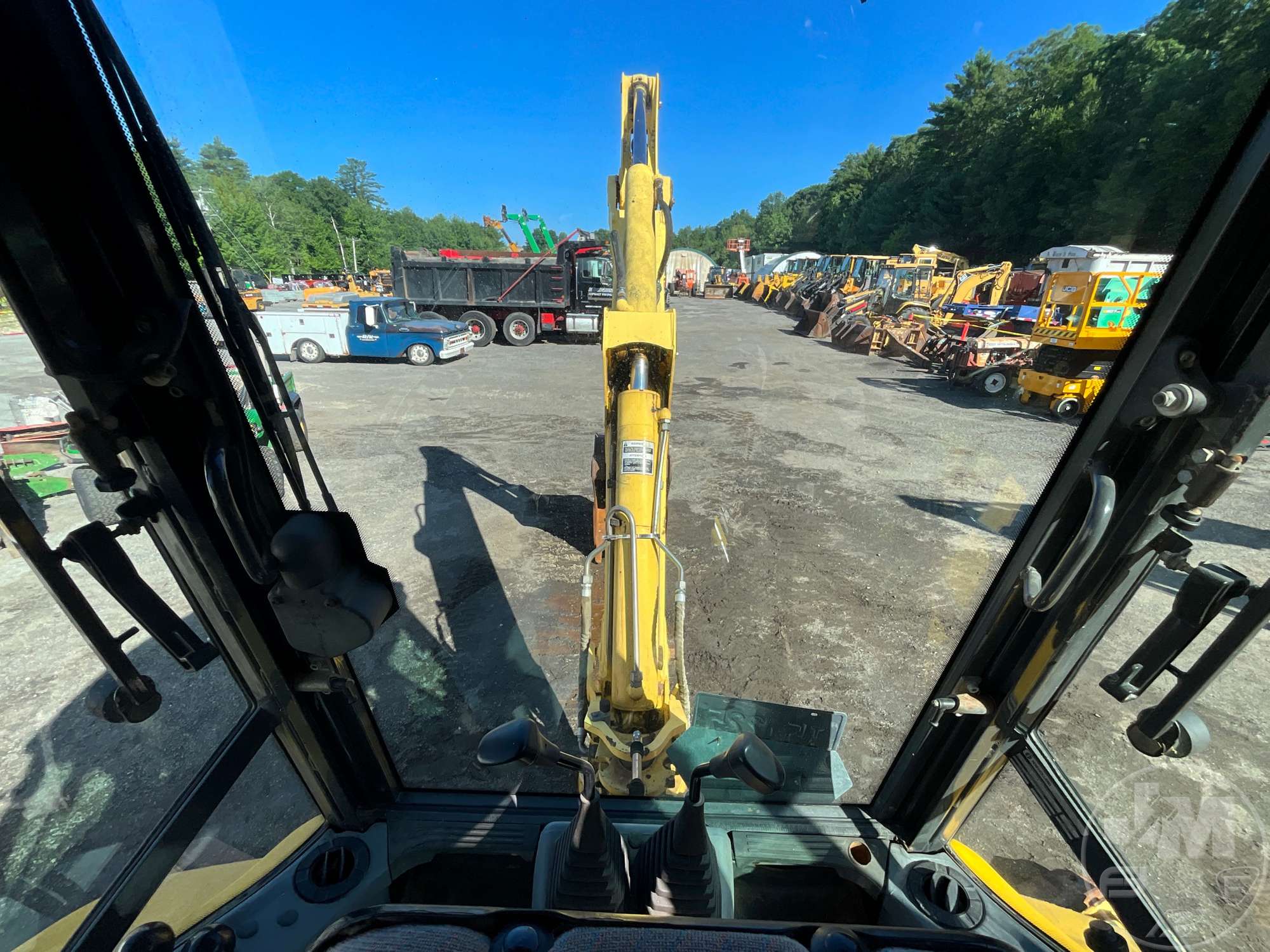 2004 New Holland LB75.B