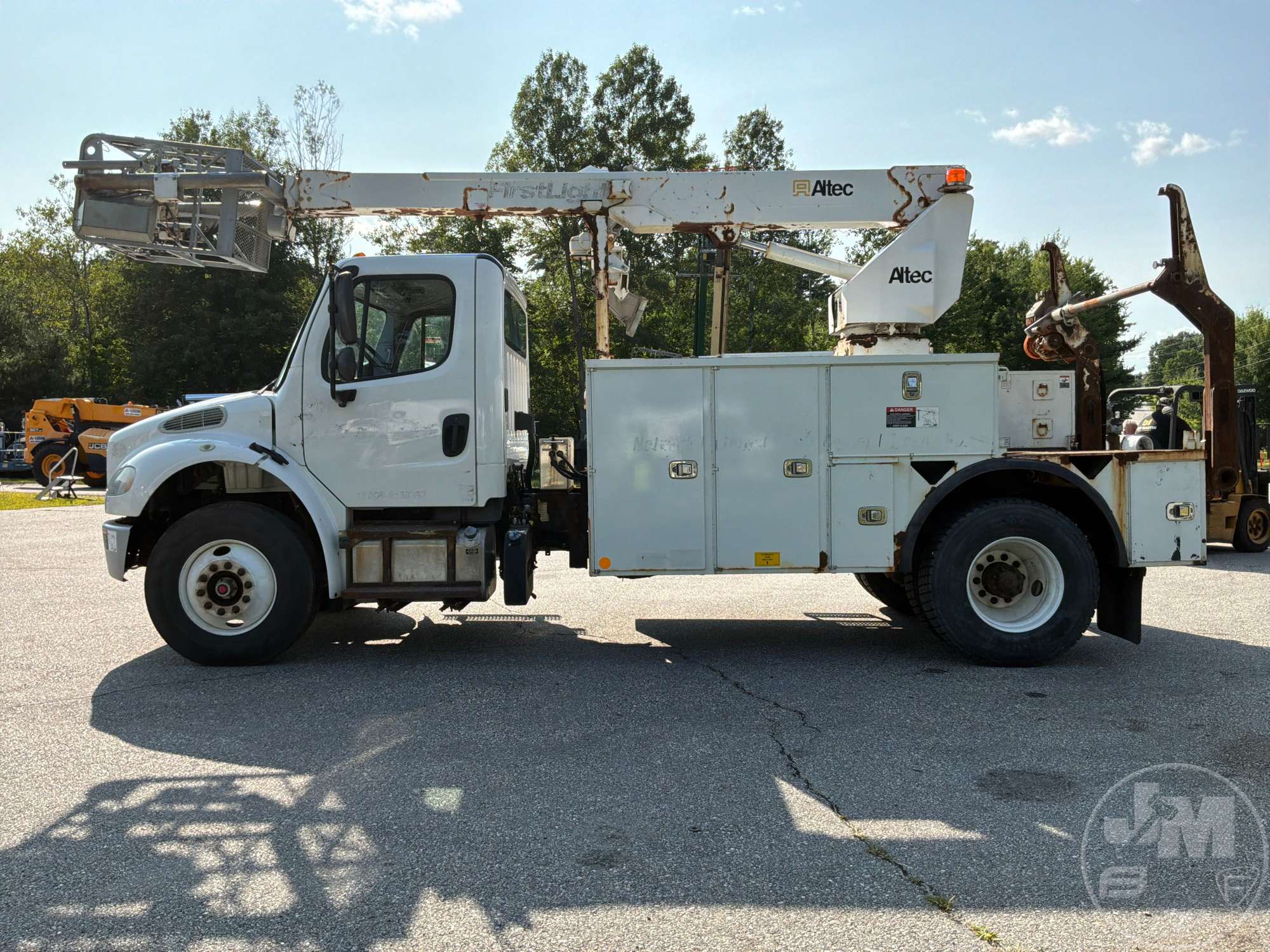 2018 Freightliner M2