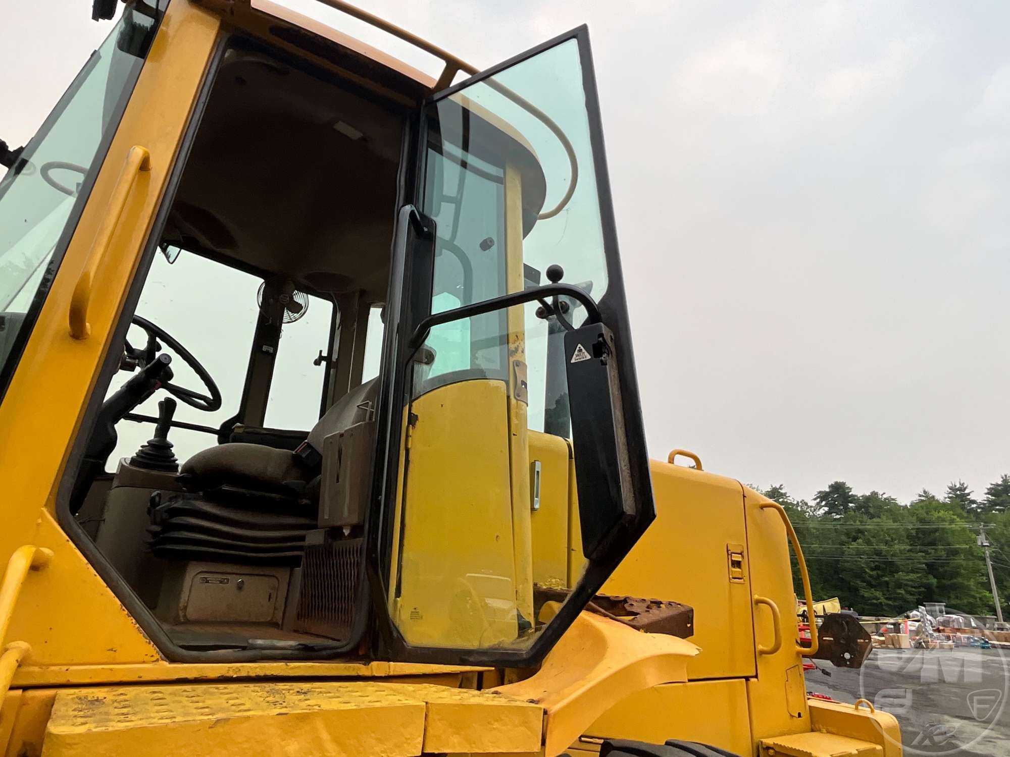 2001 John Deere TC54H