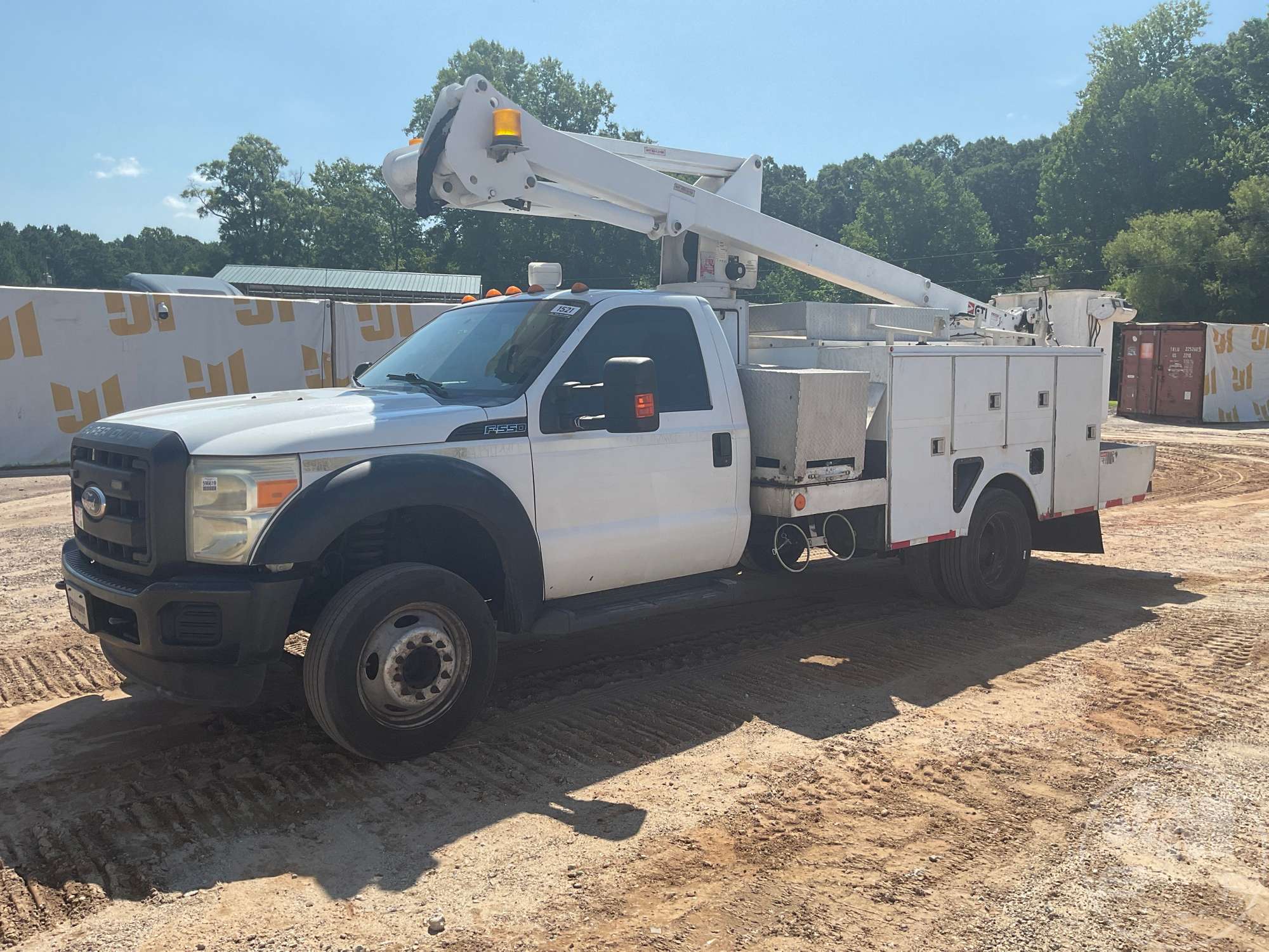 Photo of a 2012 Ford F-550