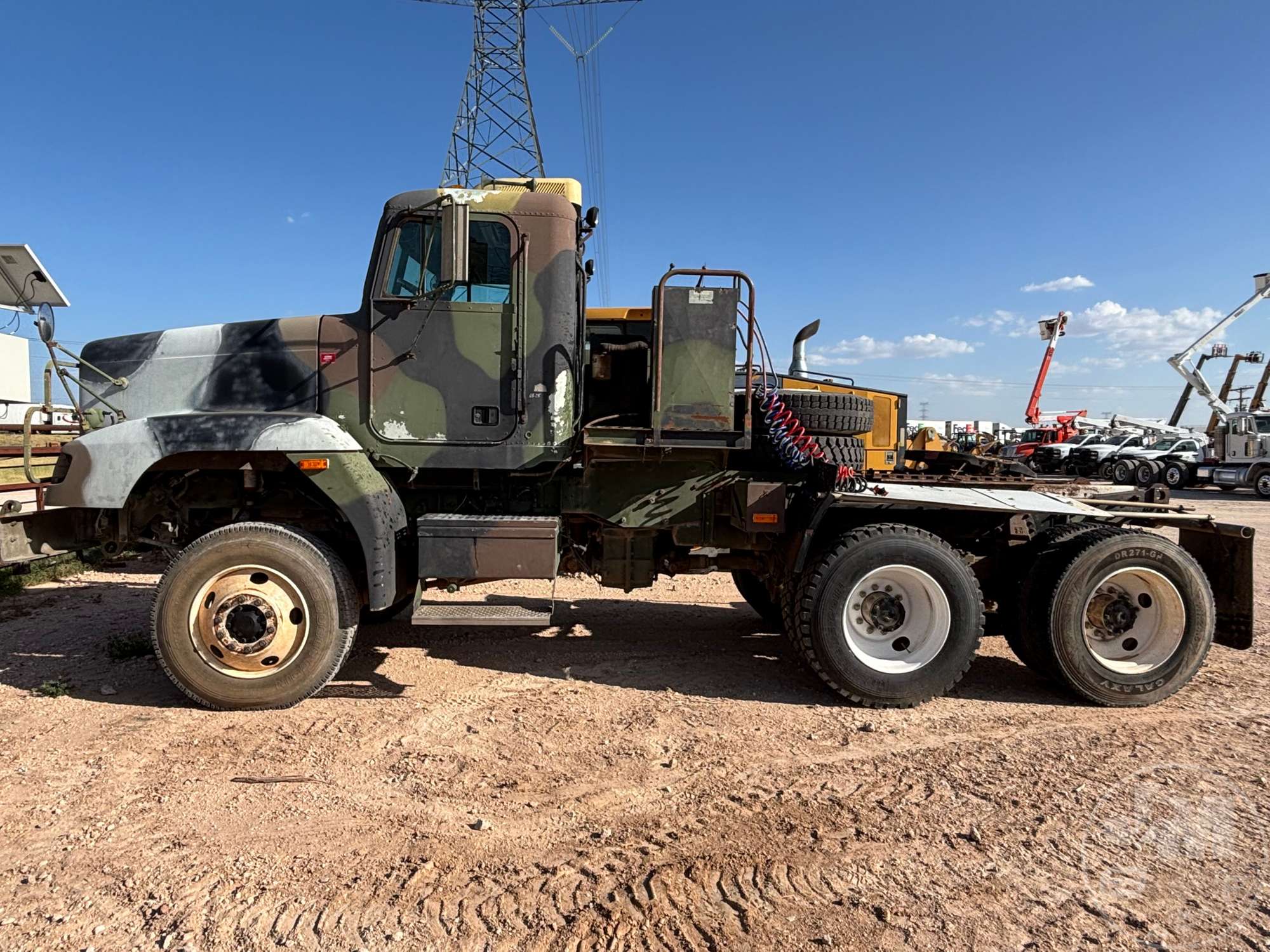 1992 Freightliner LONG CONV.