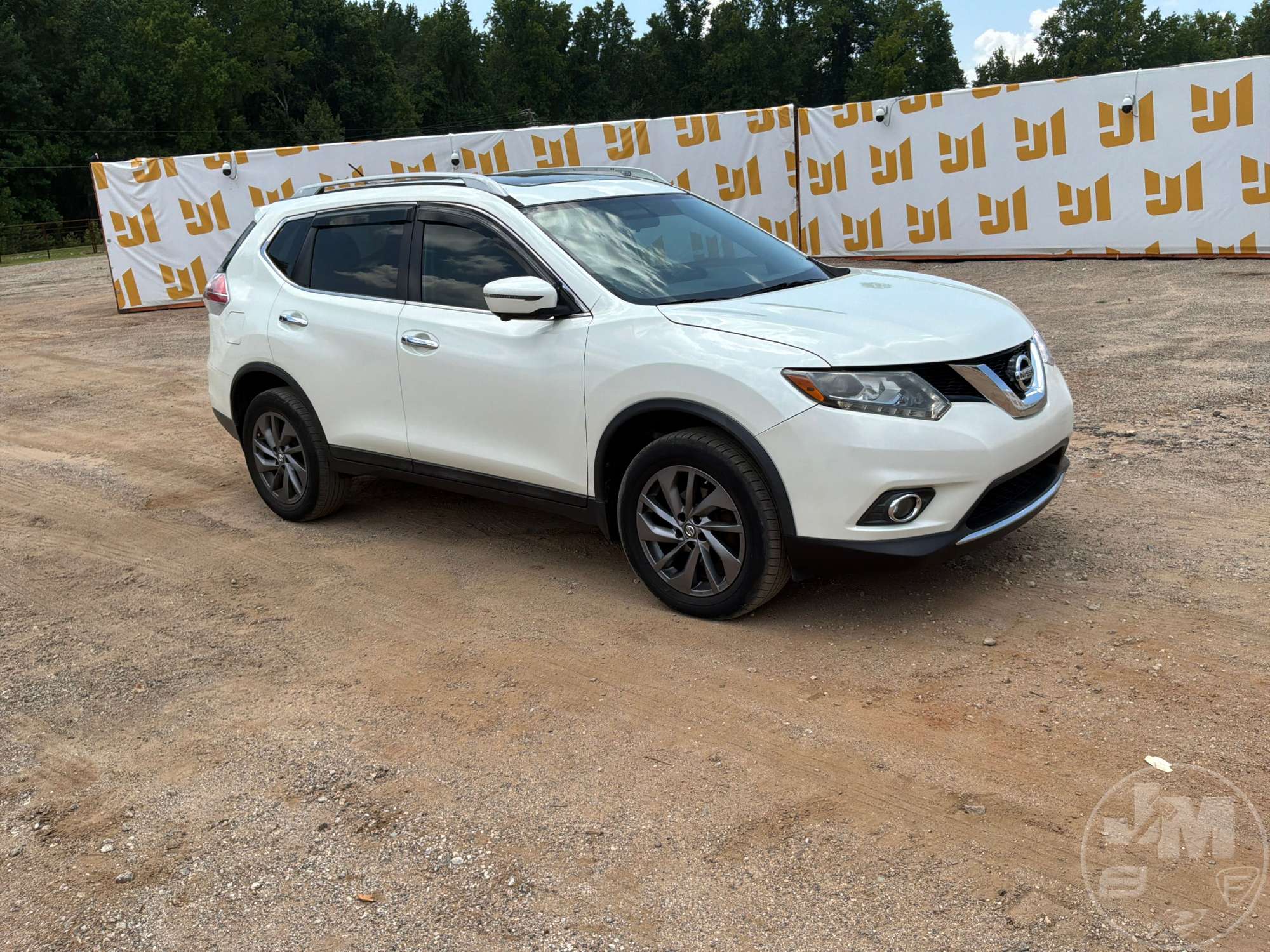 2016 Nissan ROGUE SL