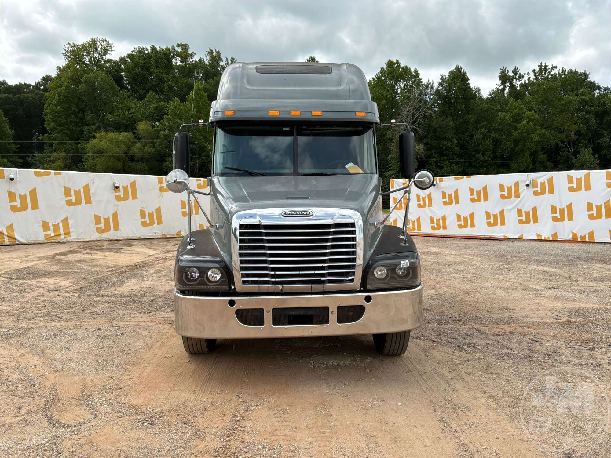 2001 Freightliner CST120
