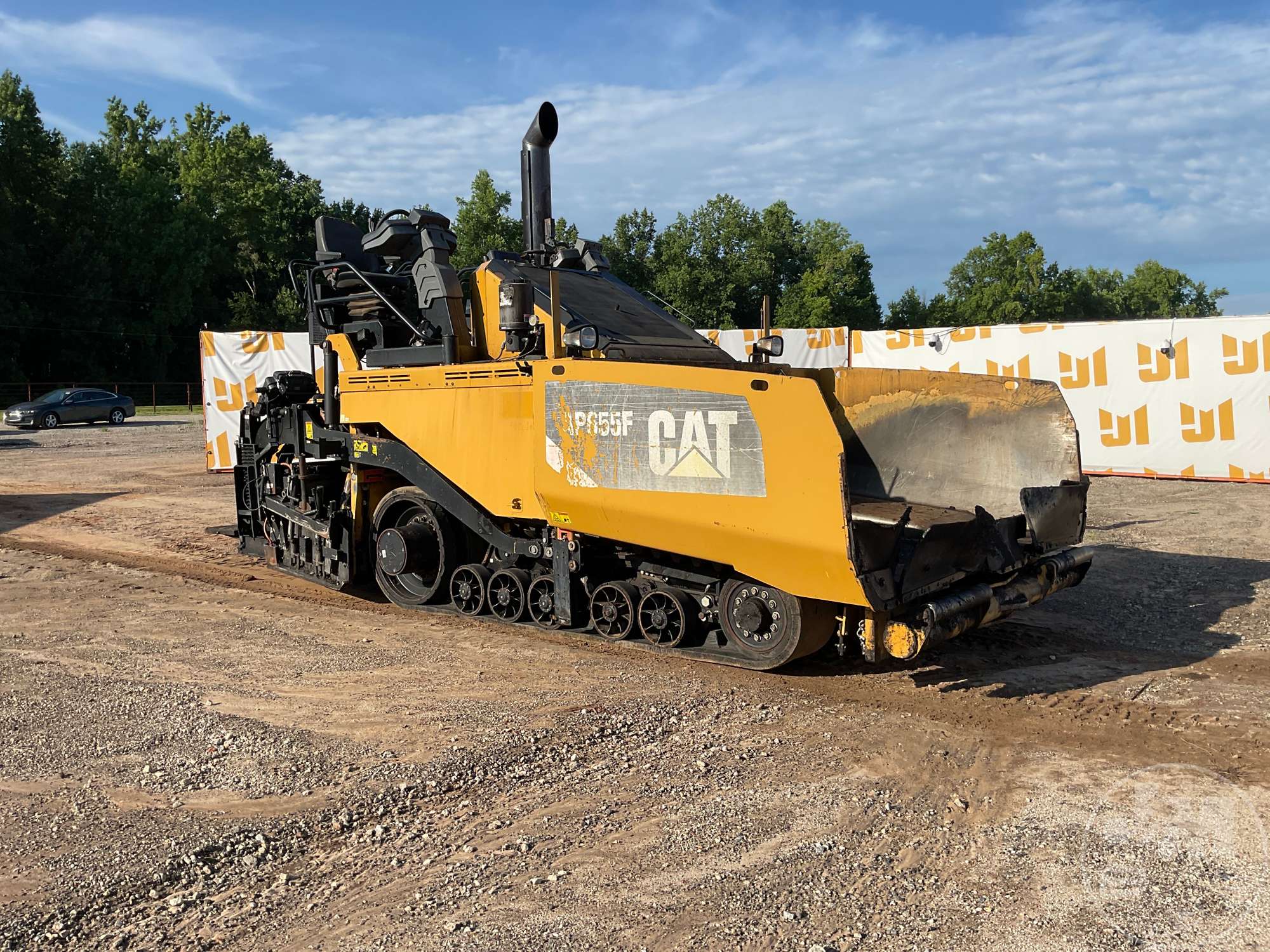2016 Caterpillar AP655F