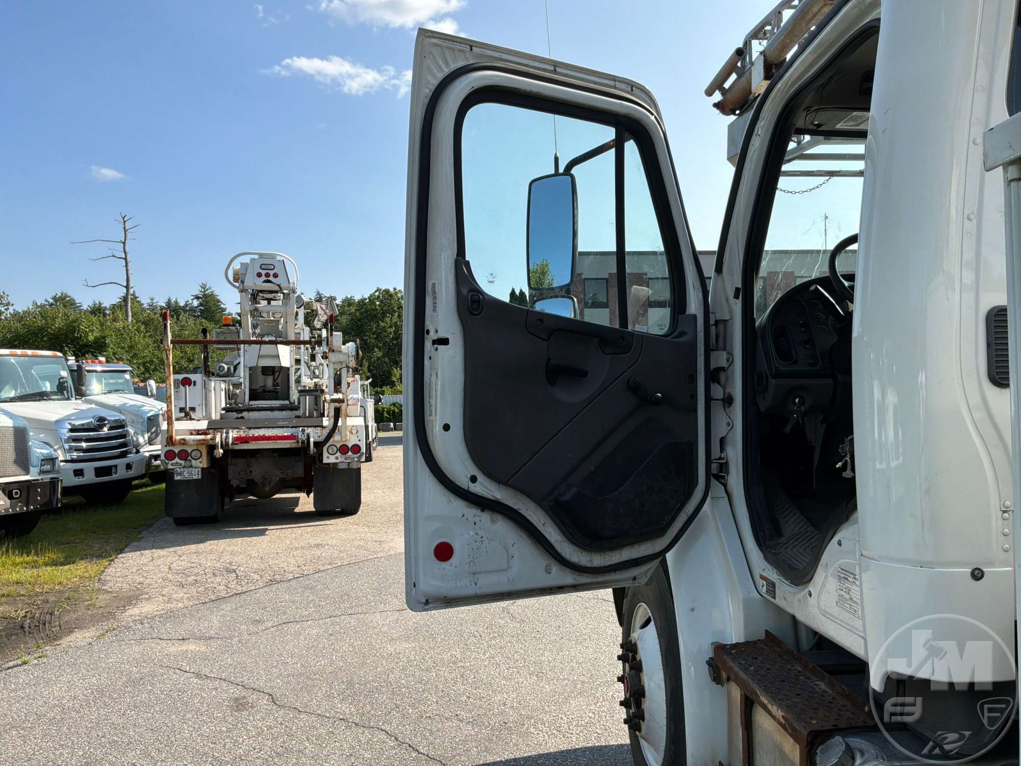 2018 Freightliner M2