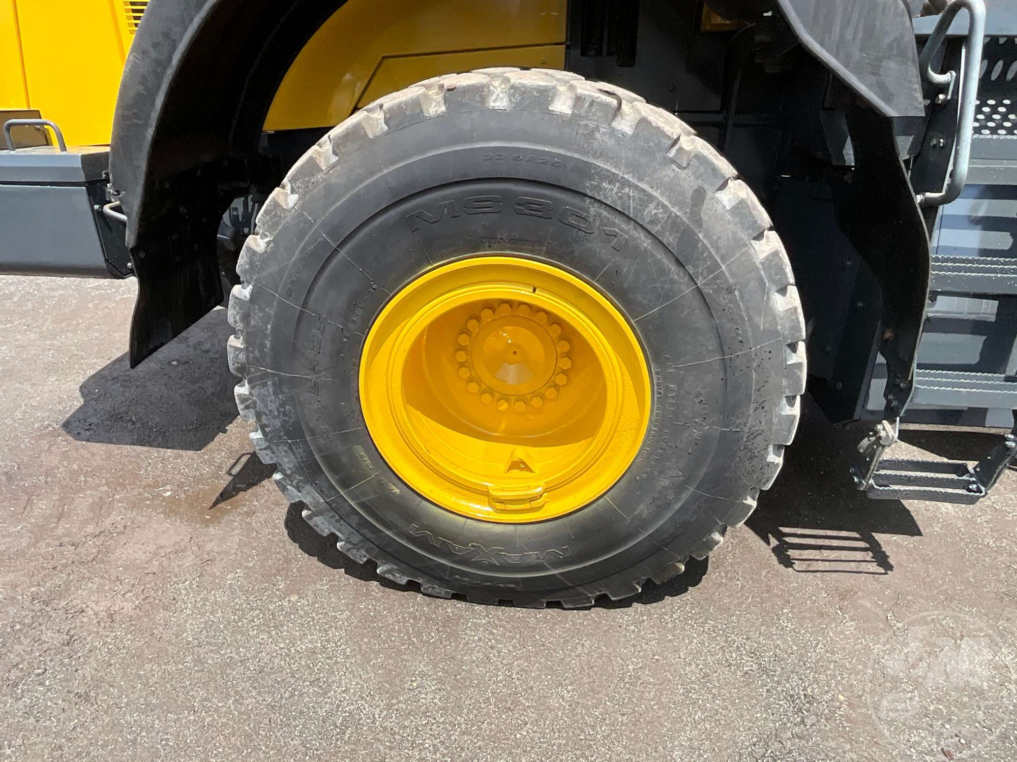 2016 Komatsu WA380-8