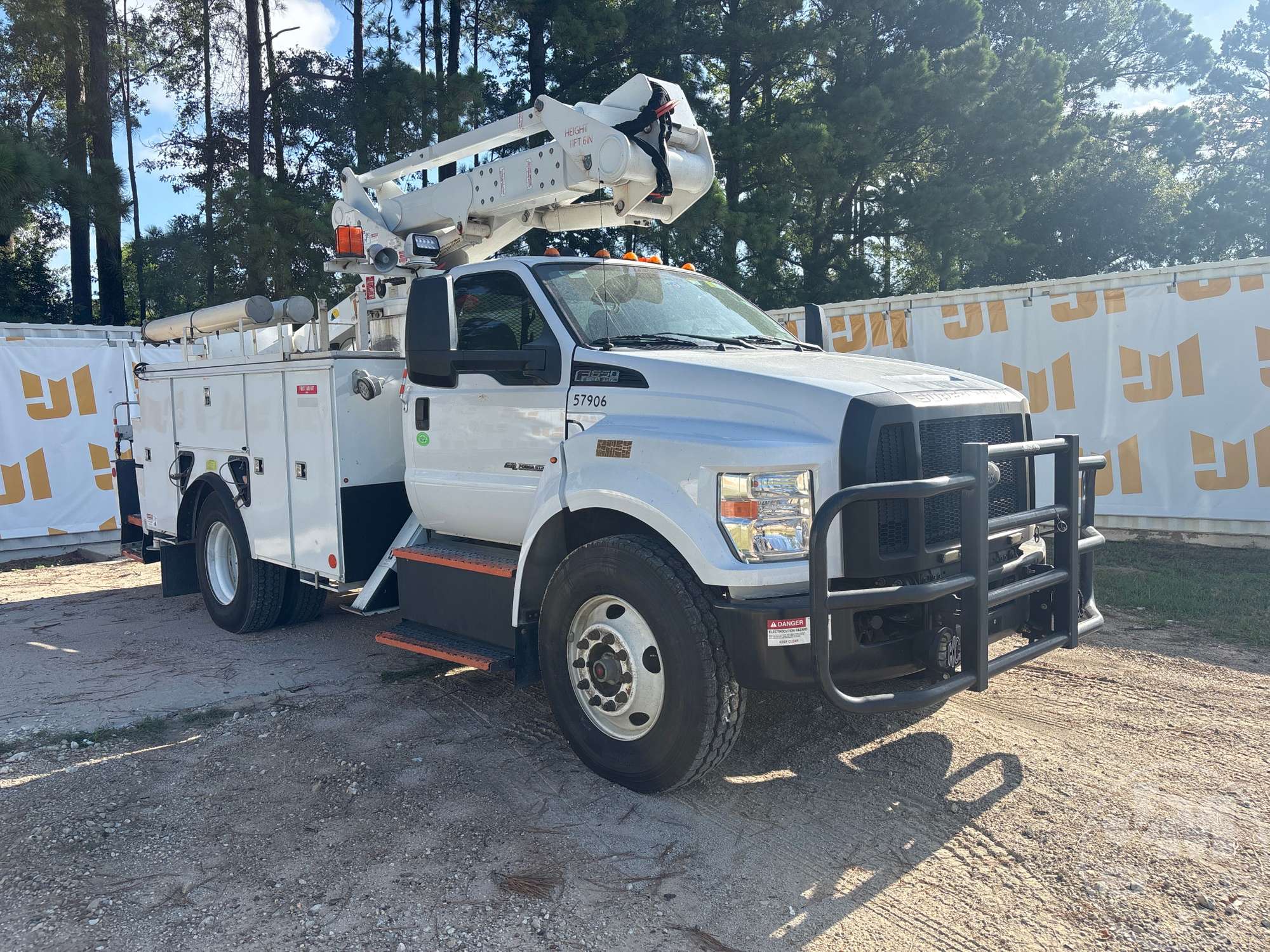 2019 Ford F-650
