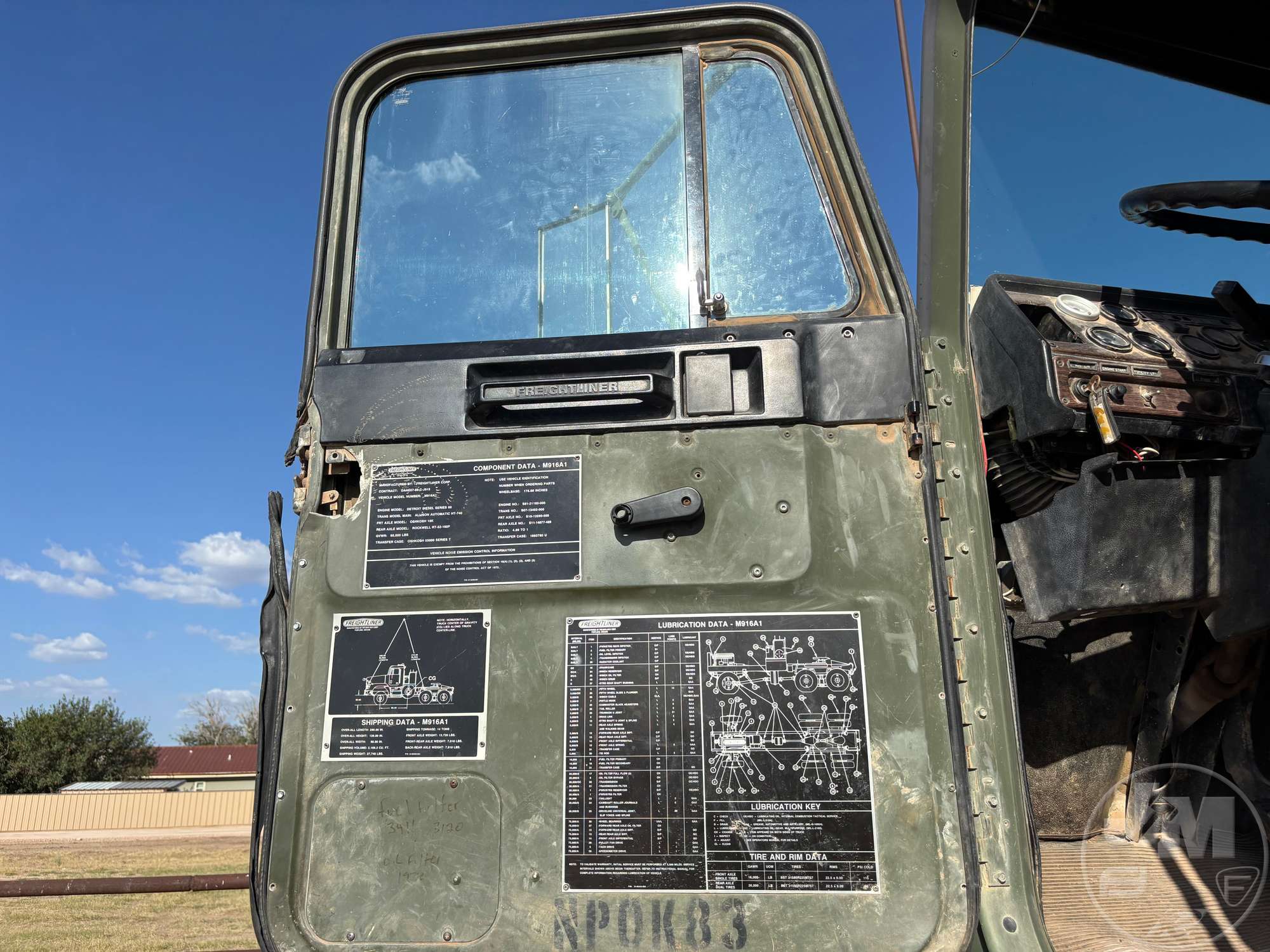 1992 Freightliner LONG CONV.
