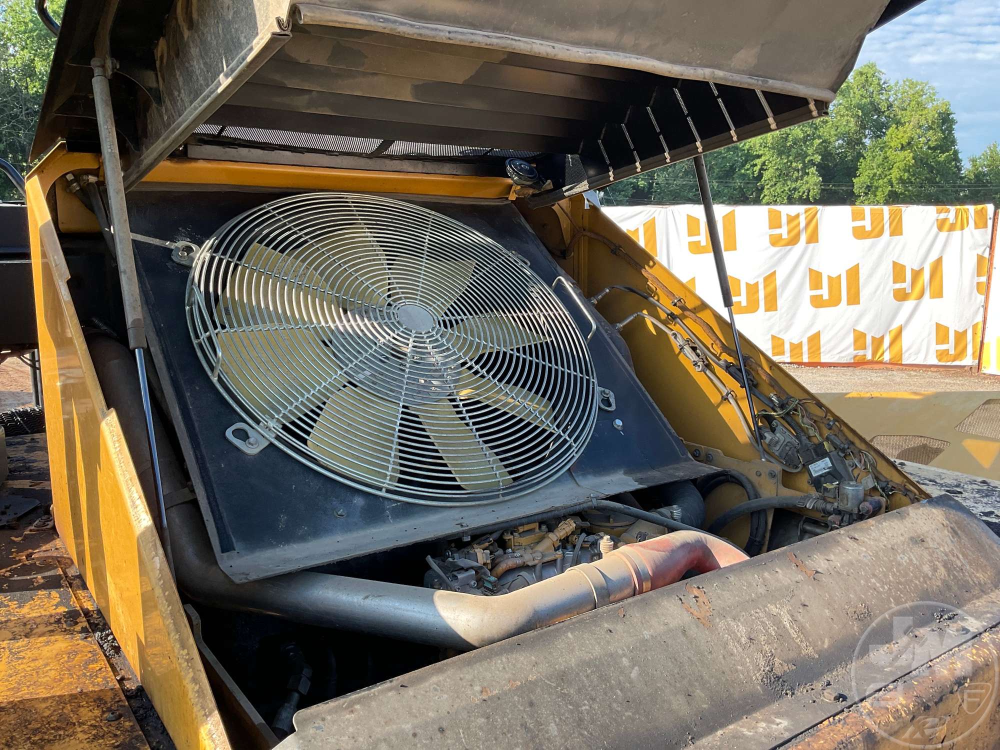 2016 Caterpillar AP655F