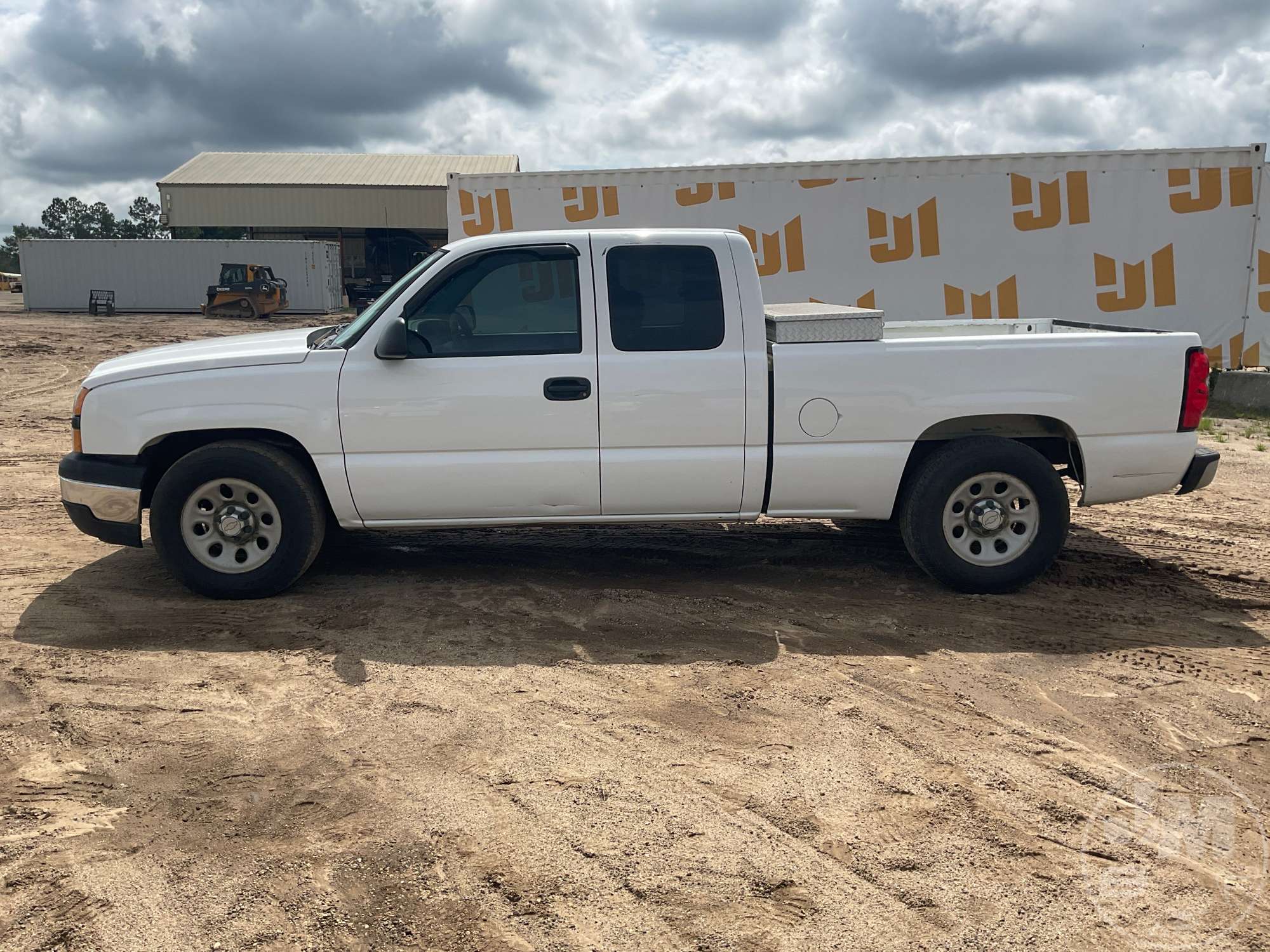 2007 Chevrolet SILVERADO LS 1500