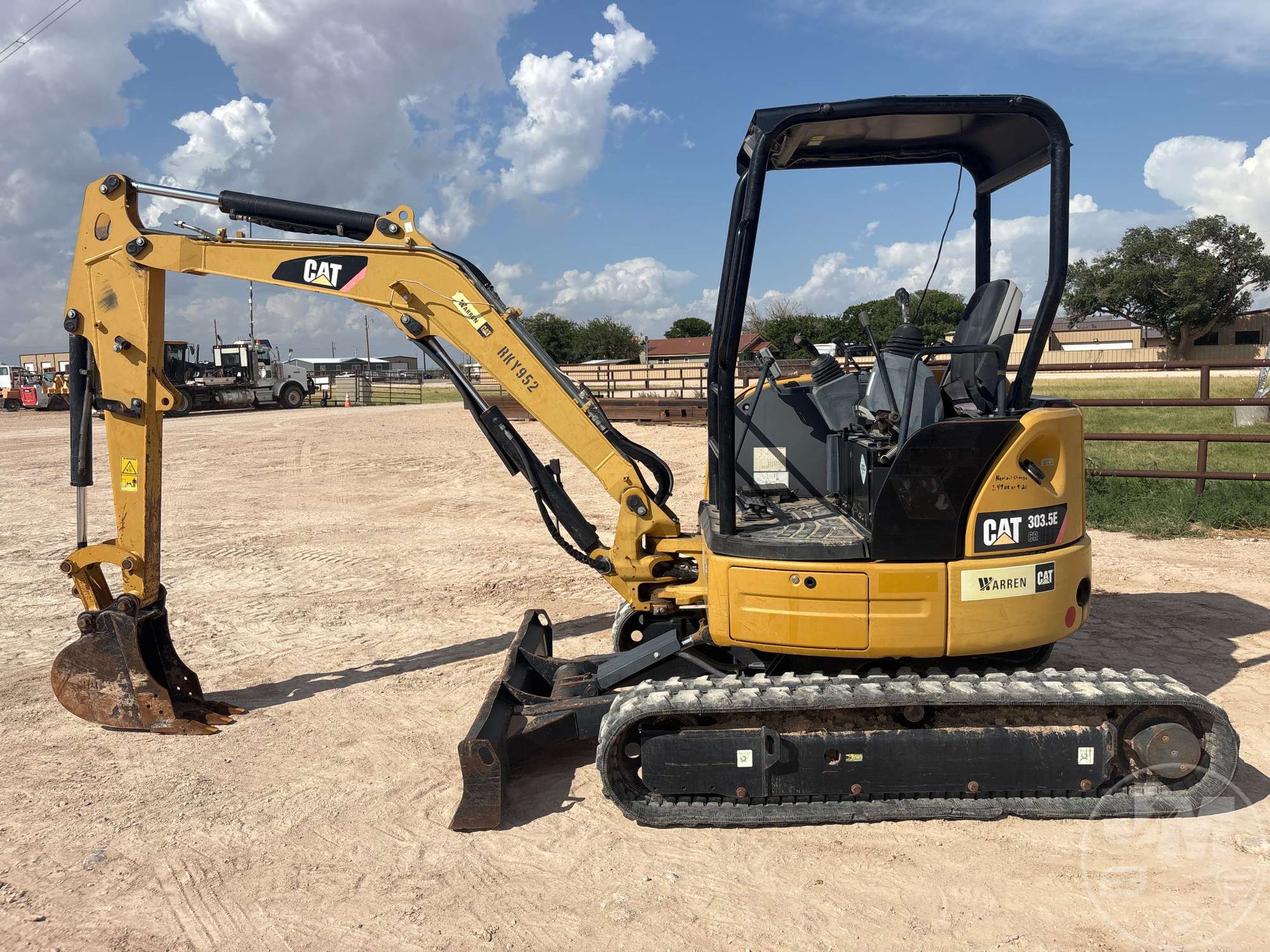 2012 Caterpillar 303.5E CR