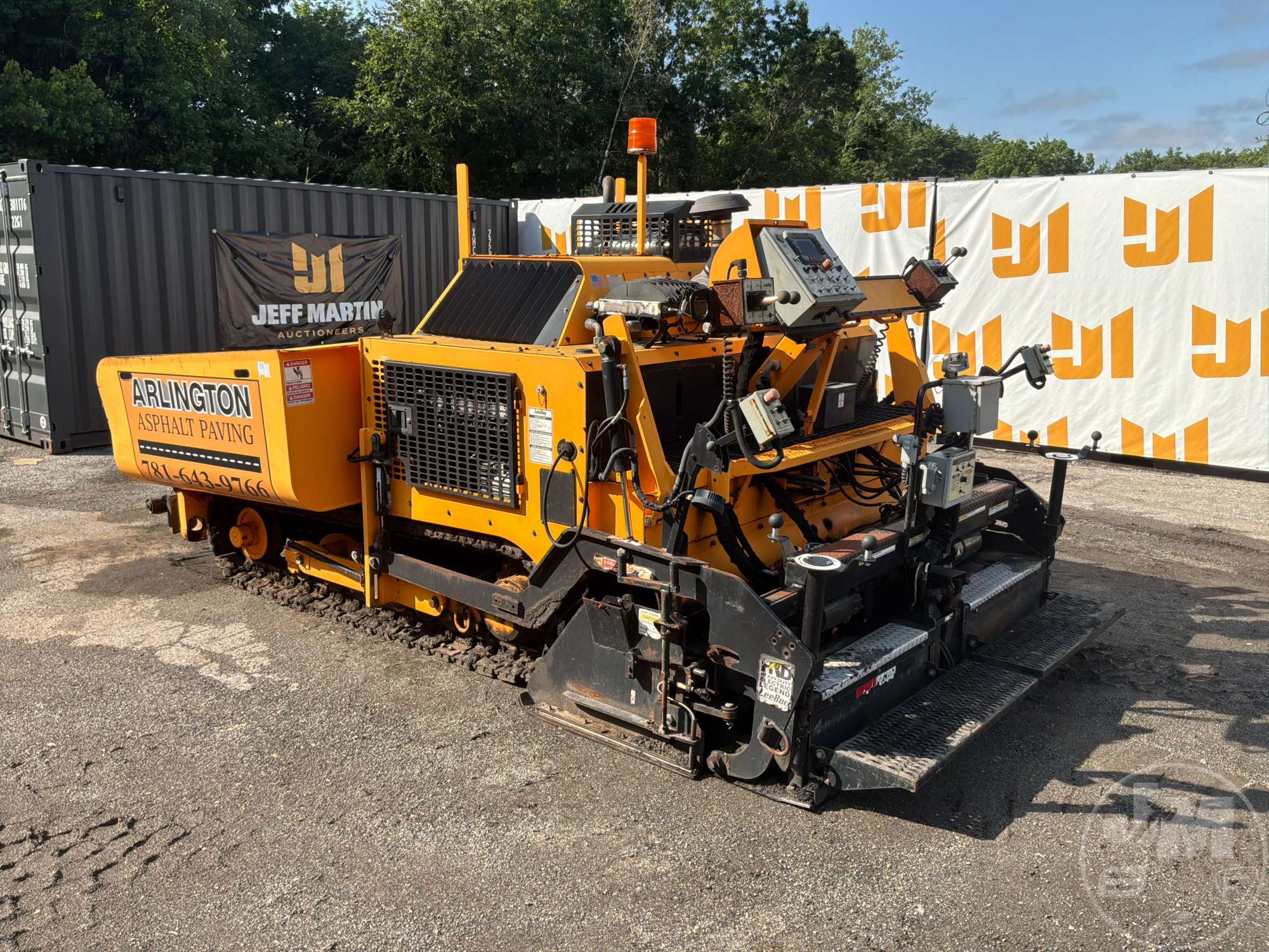 Photo of a 2020 Leeboy 8616C