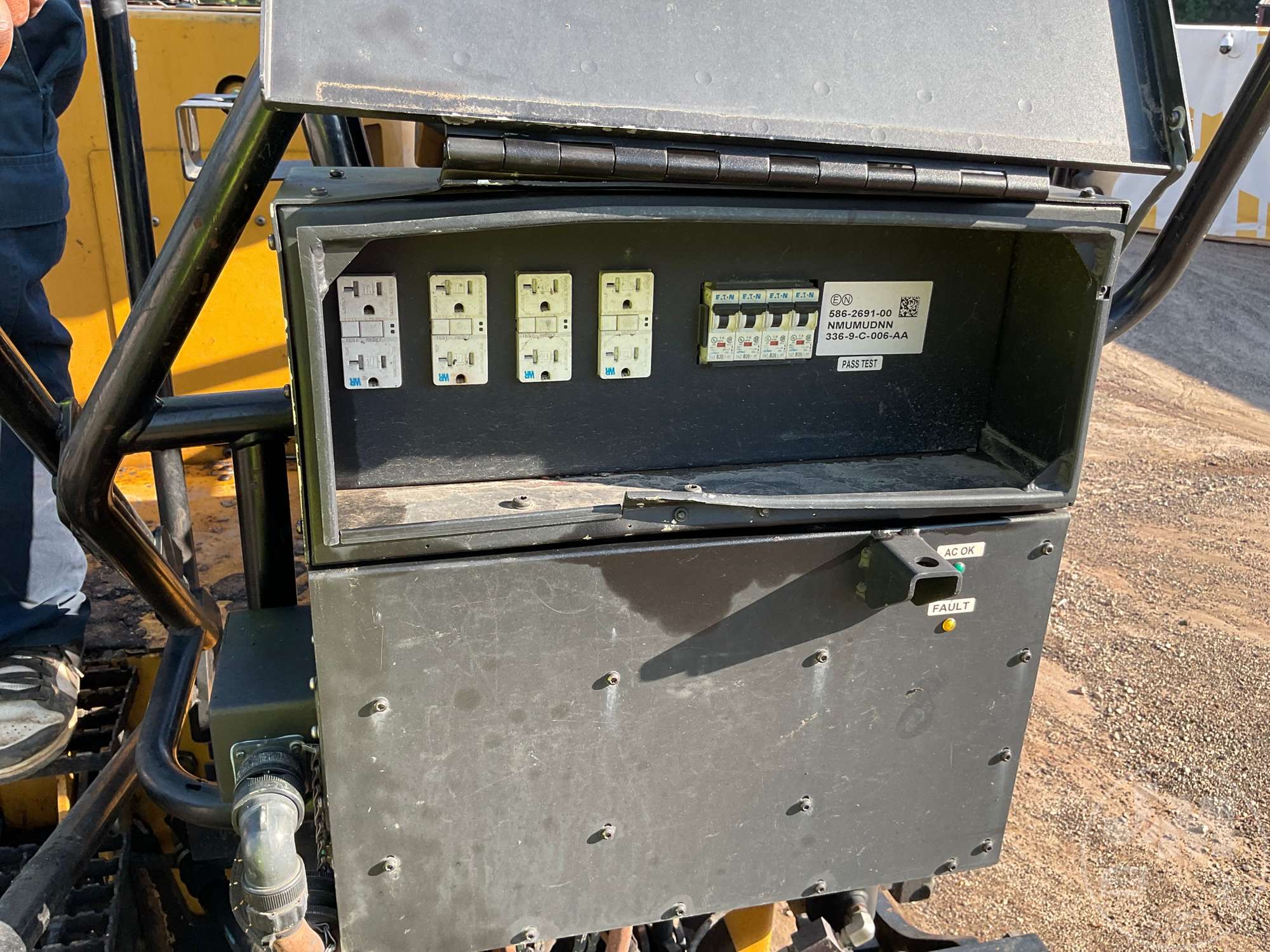 2016 Caterpillar AP655F