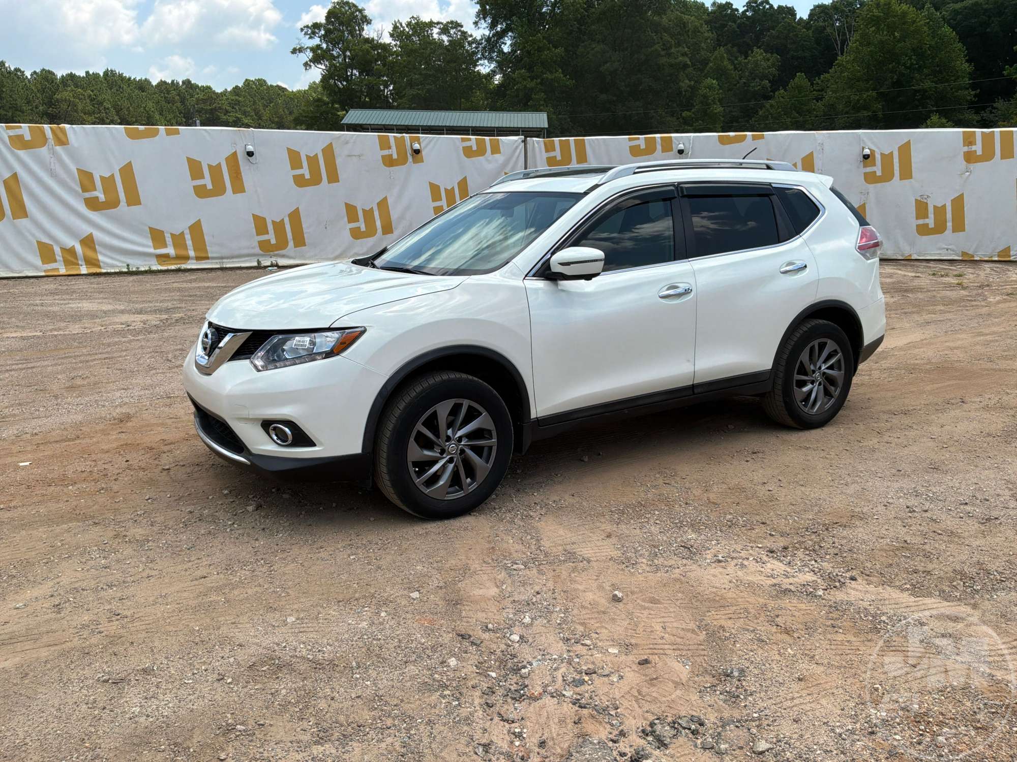 Photo of 2016 Nissan ROGUE SL