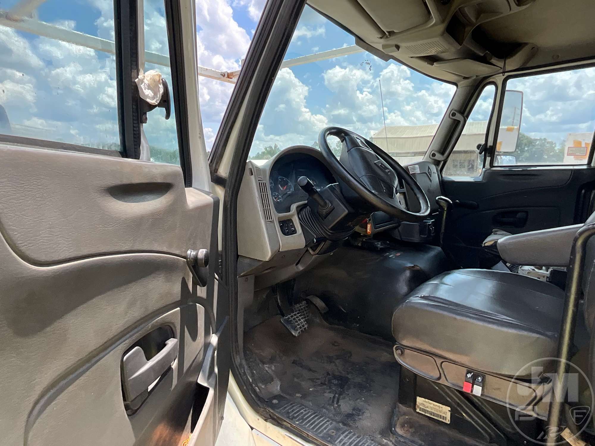 2012 International 7600 SBA