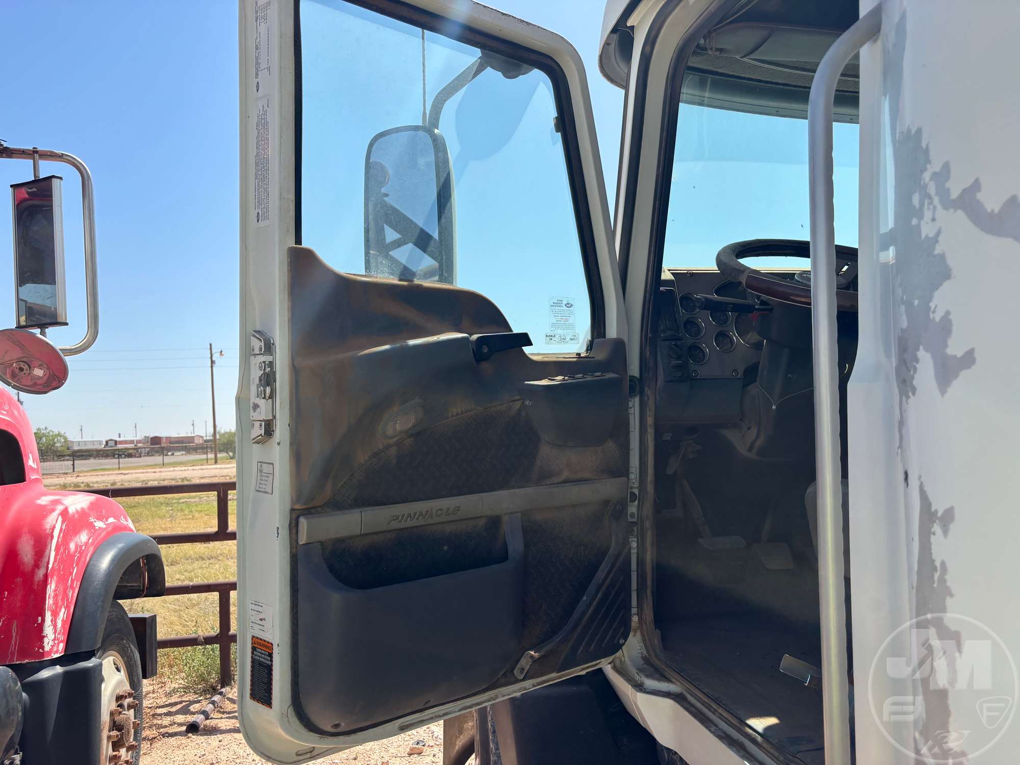 2011 Mack CXU613