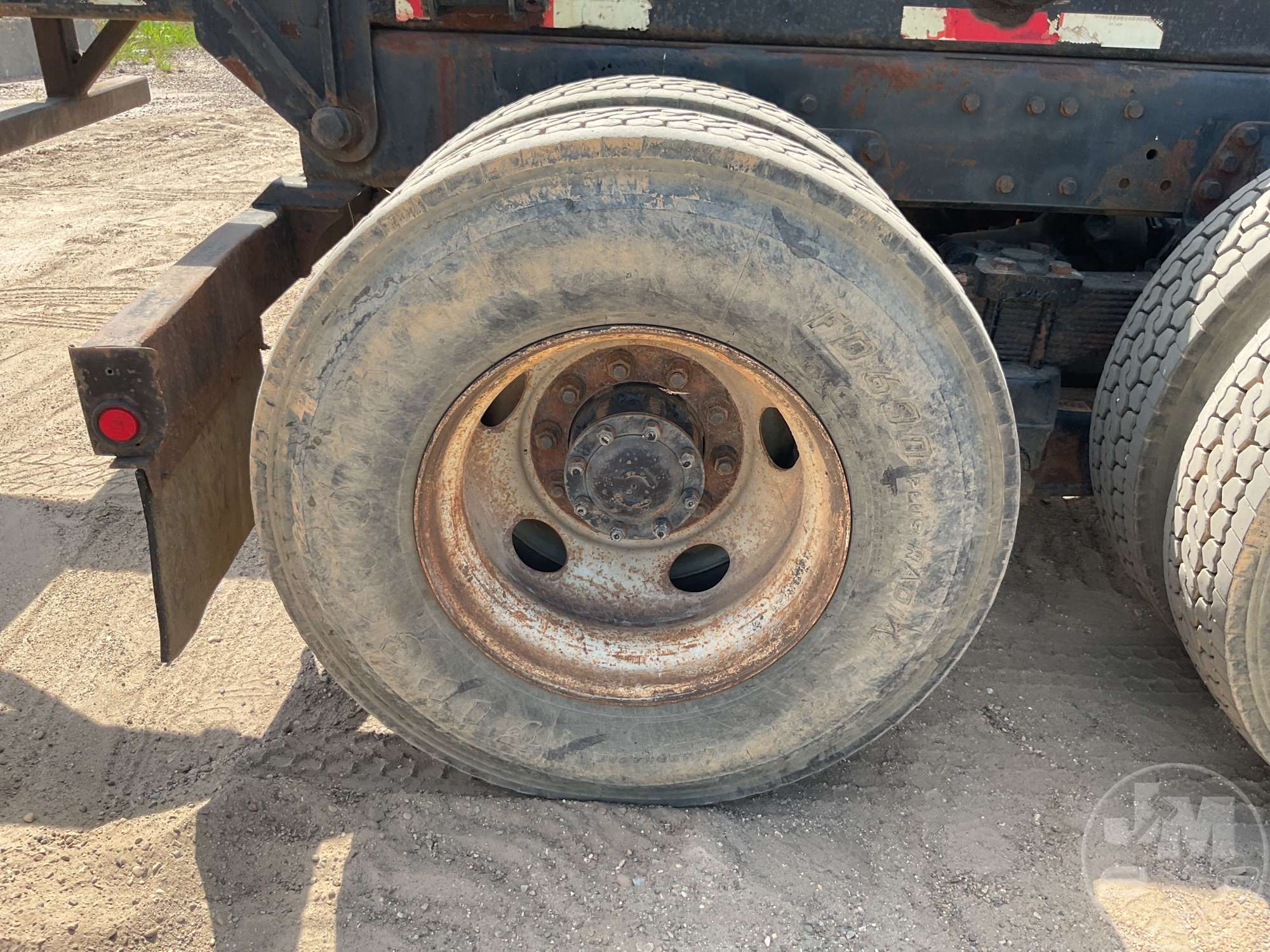 2000 Sterling L7500 SERIES