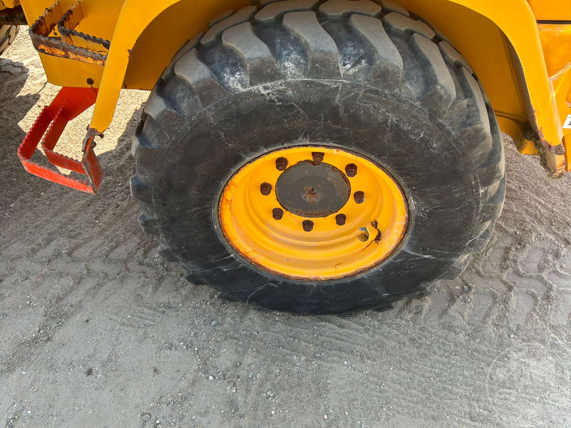 2022 Volvo L30G