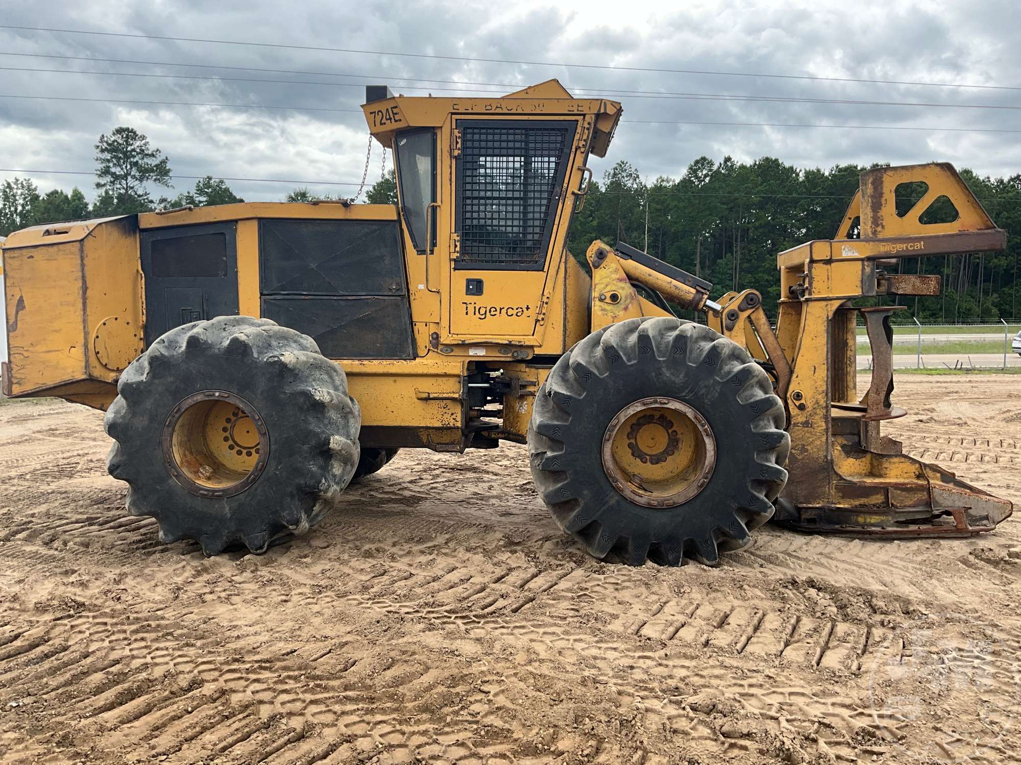 2009 Tigercat 724E