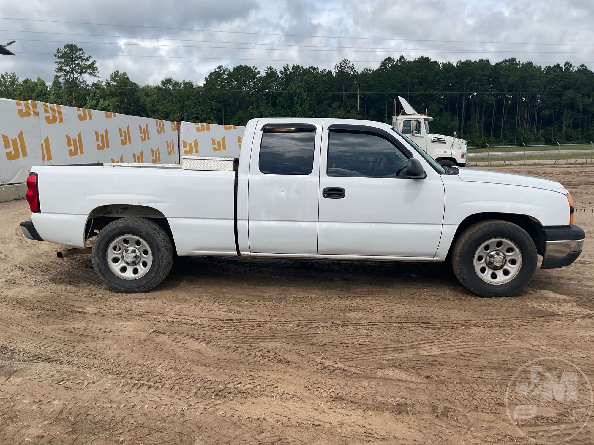 2007 Chevrolet SILVERADO LS 1500
