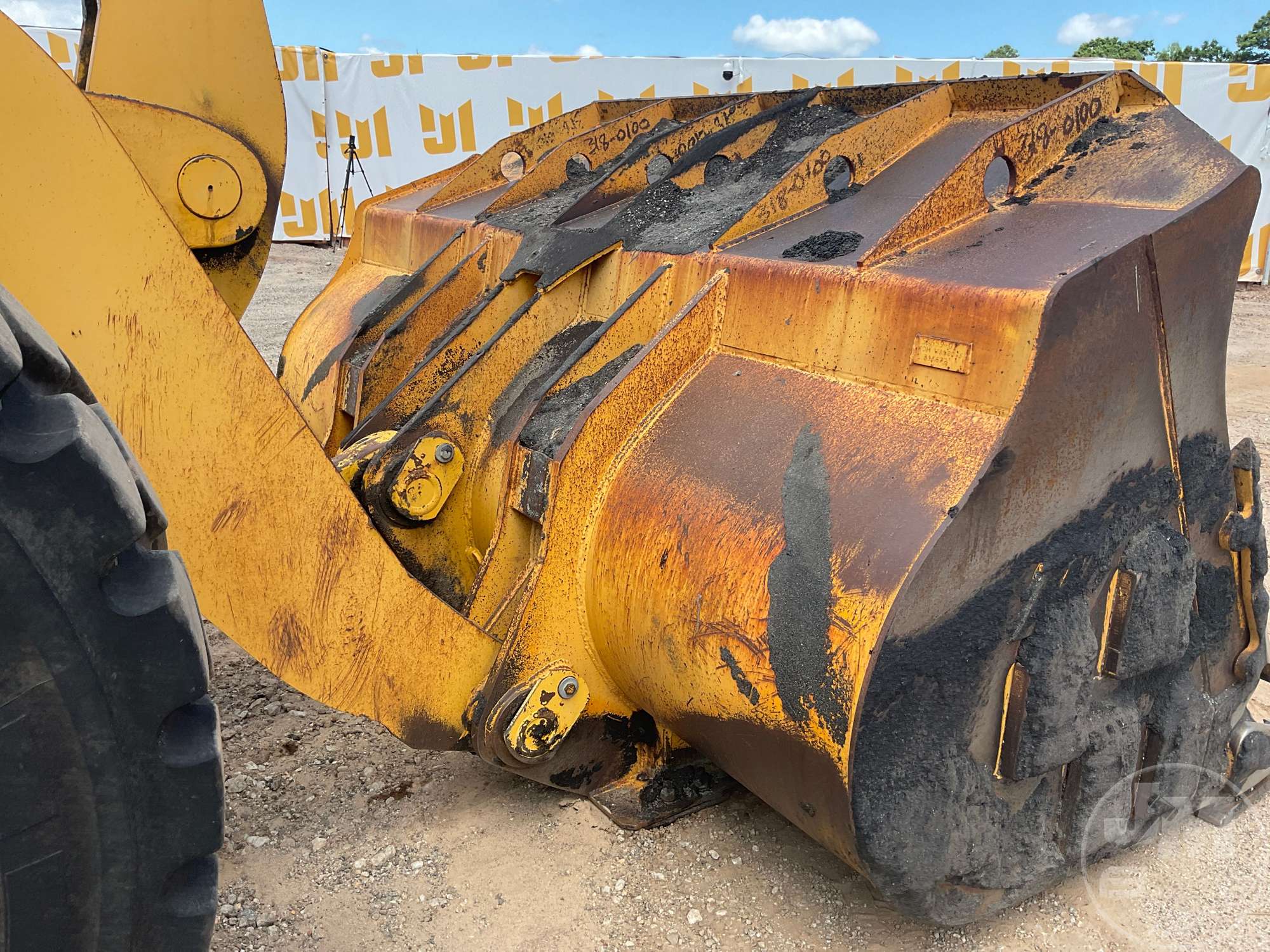 2011 Komatsu WA480-6