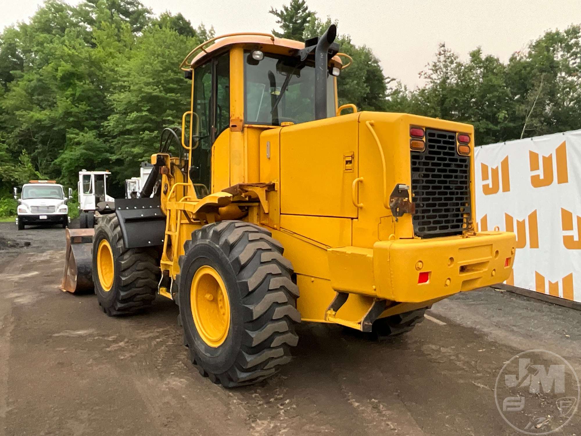 2001 John Deere TC54H