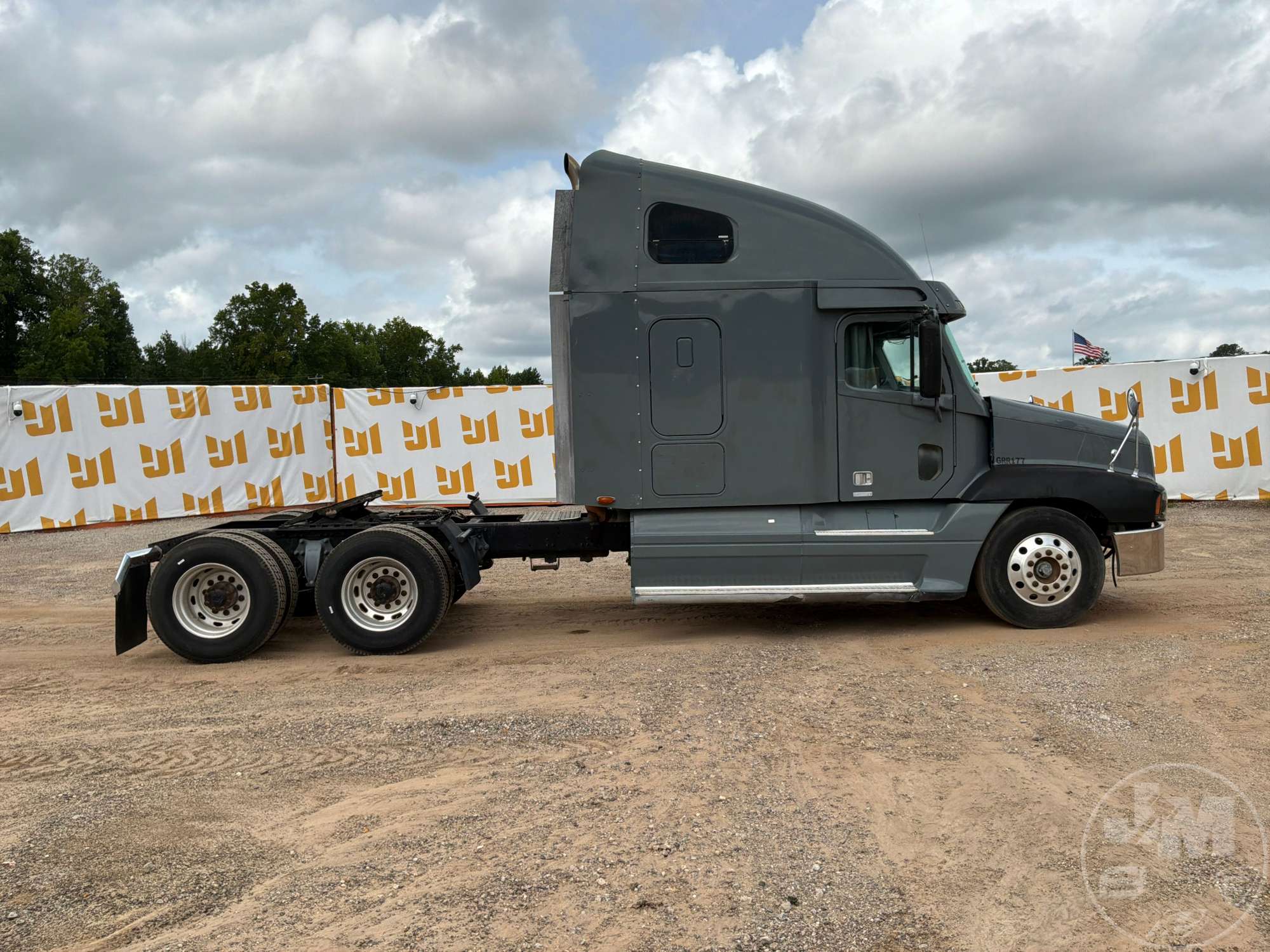 2001 Freightliner CST120