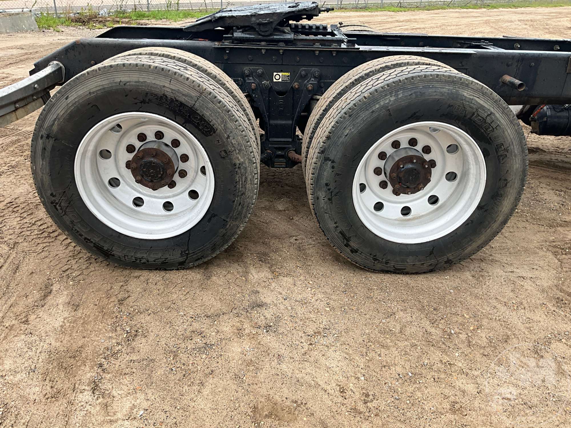 2001 Kenworth T800