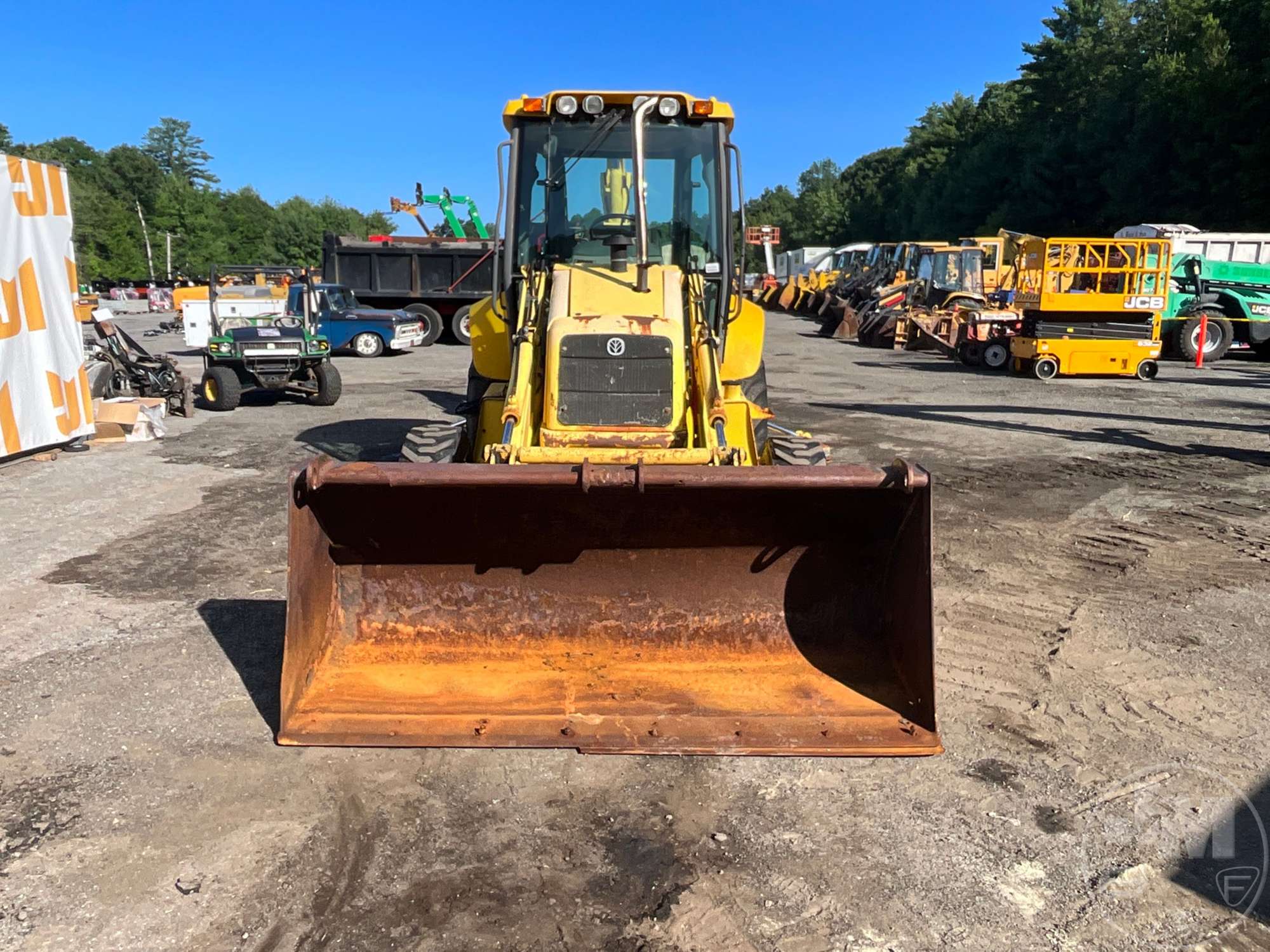 2004 New Holland LB75.B