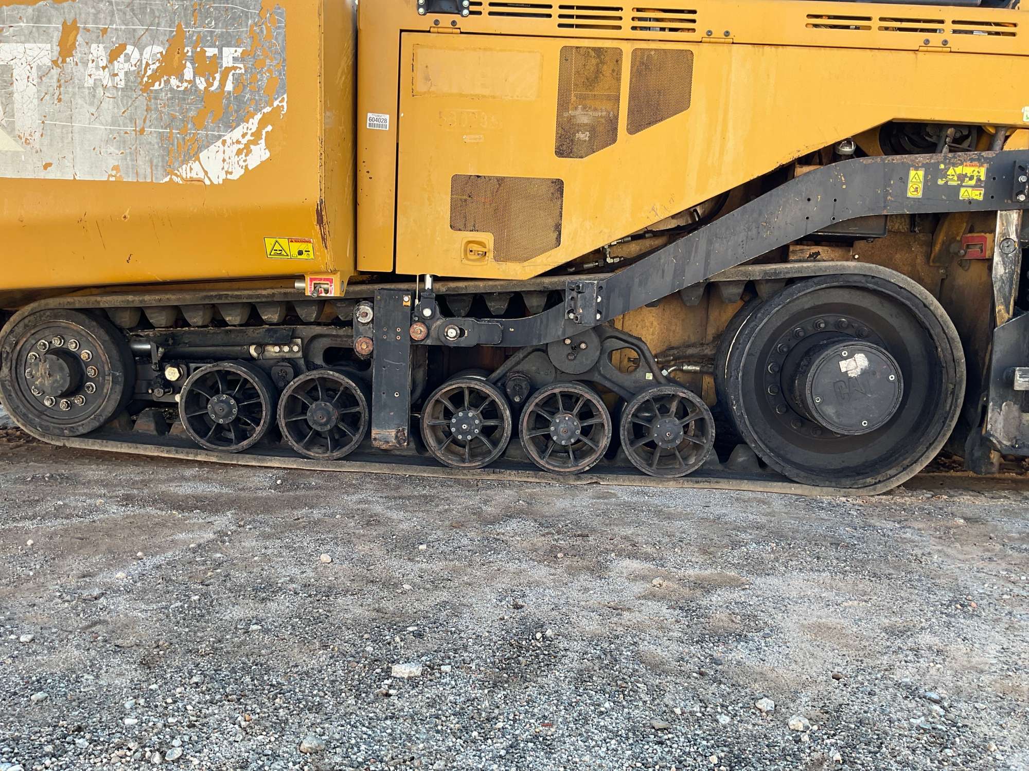 2016 Caterpillar AP655F