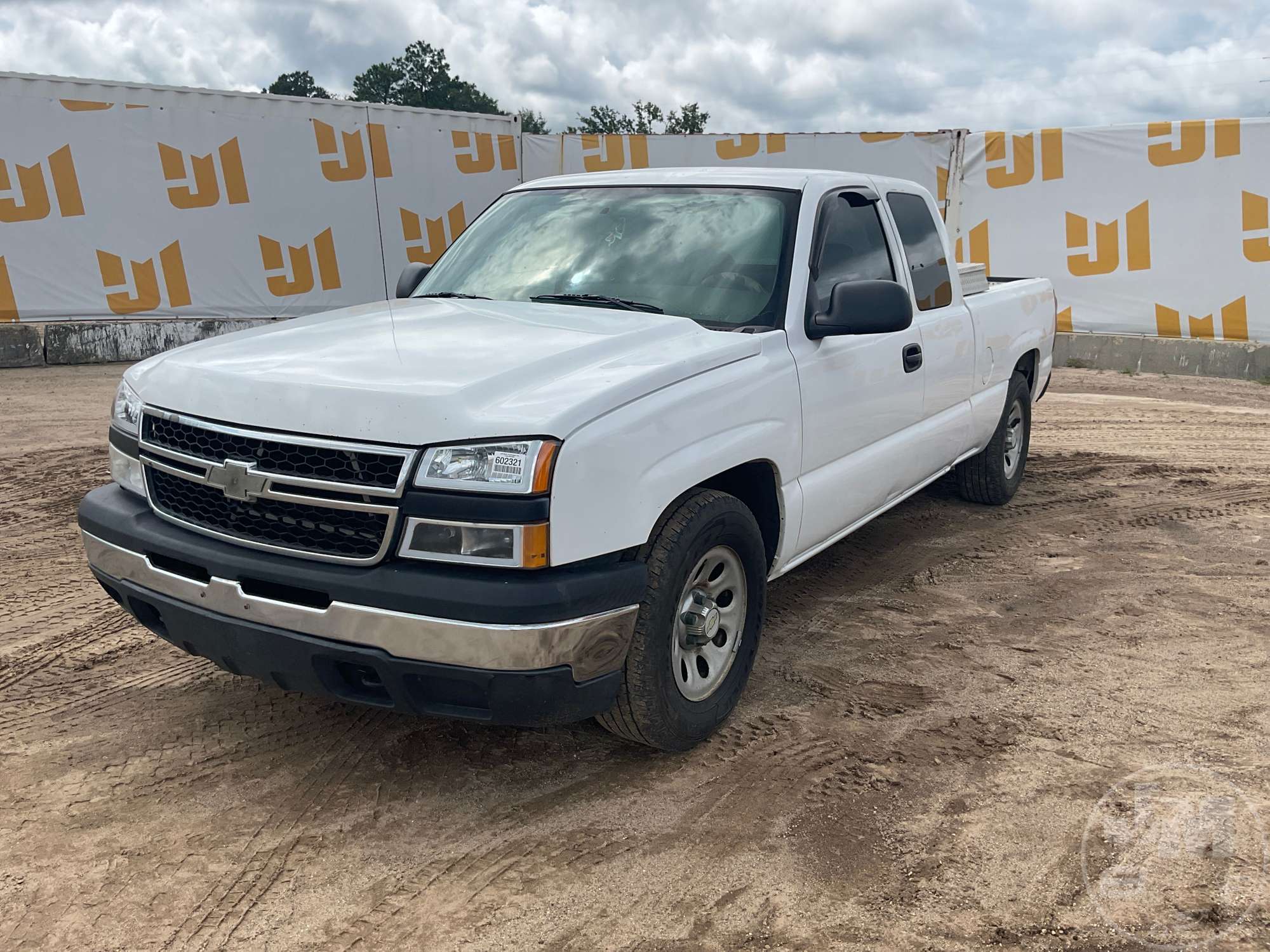 Photo of 2007 Chevrolet SILVERADO LS 1500